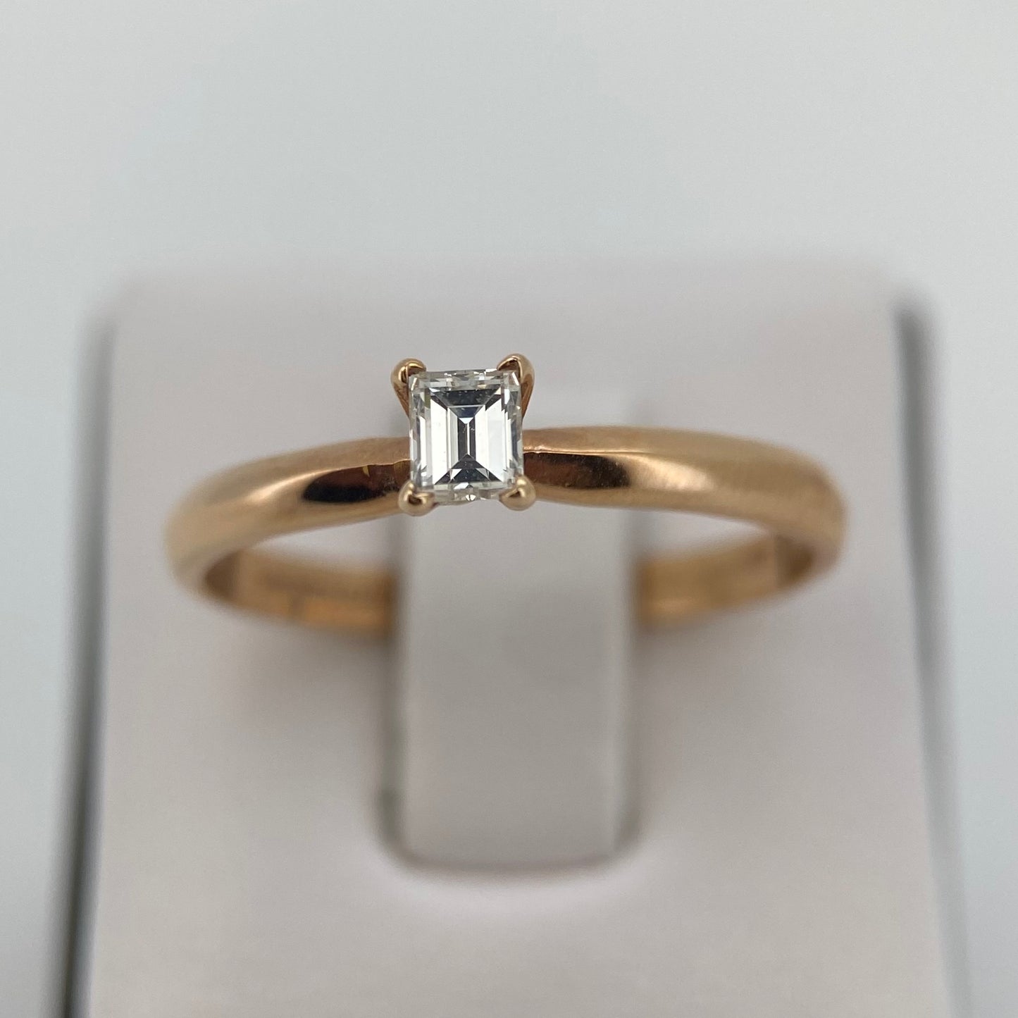 14k Rose Gold Ring with Diamond Mod: OF1695