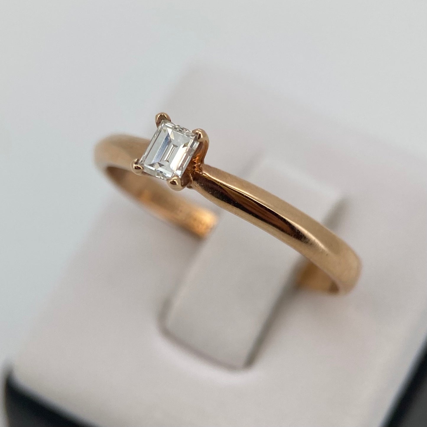 14k Rose Gold Ring with Diamond Mod: OF1695