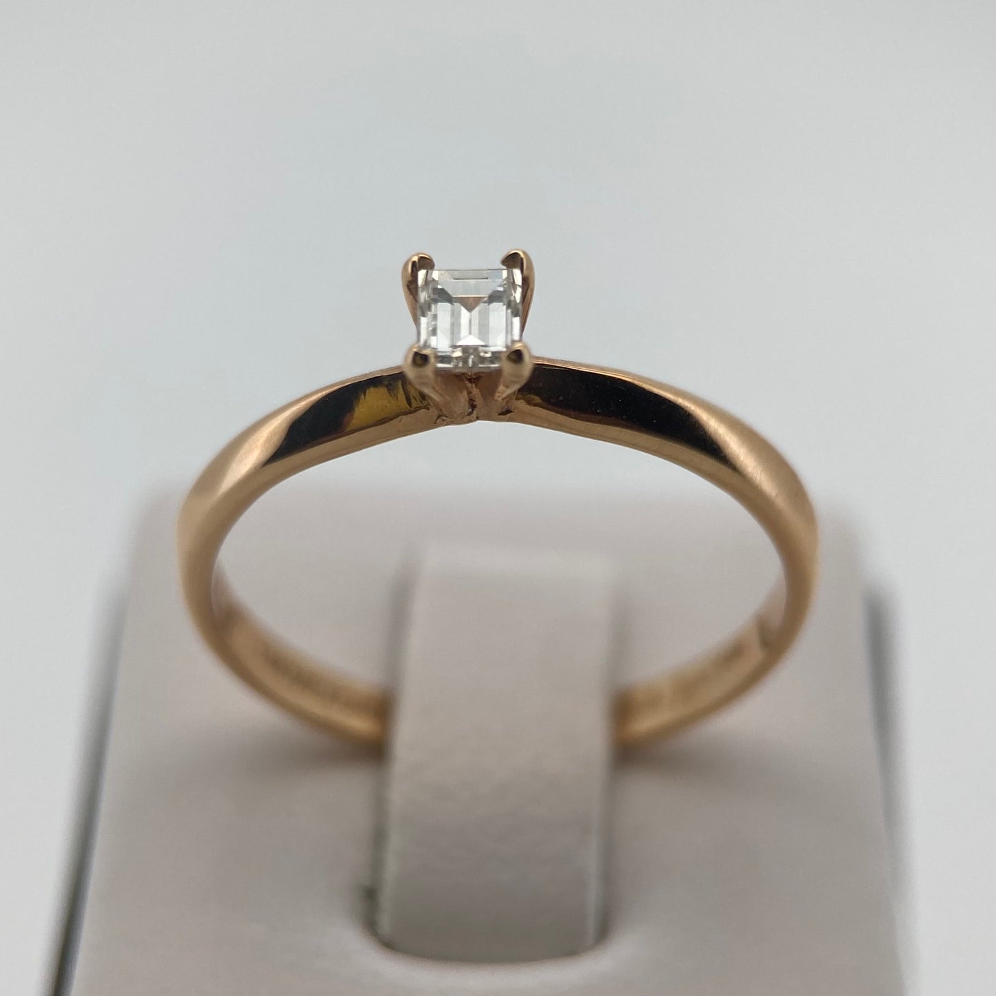 14k Rose Gold Ring with Diamond Mod: OF1695