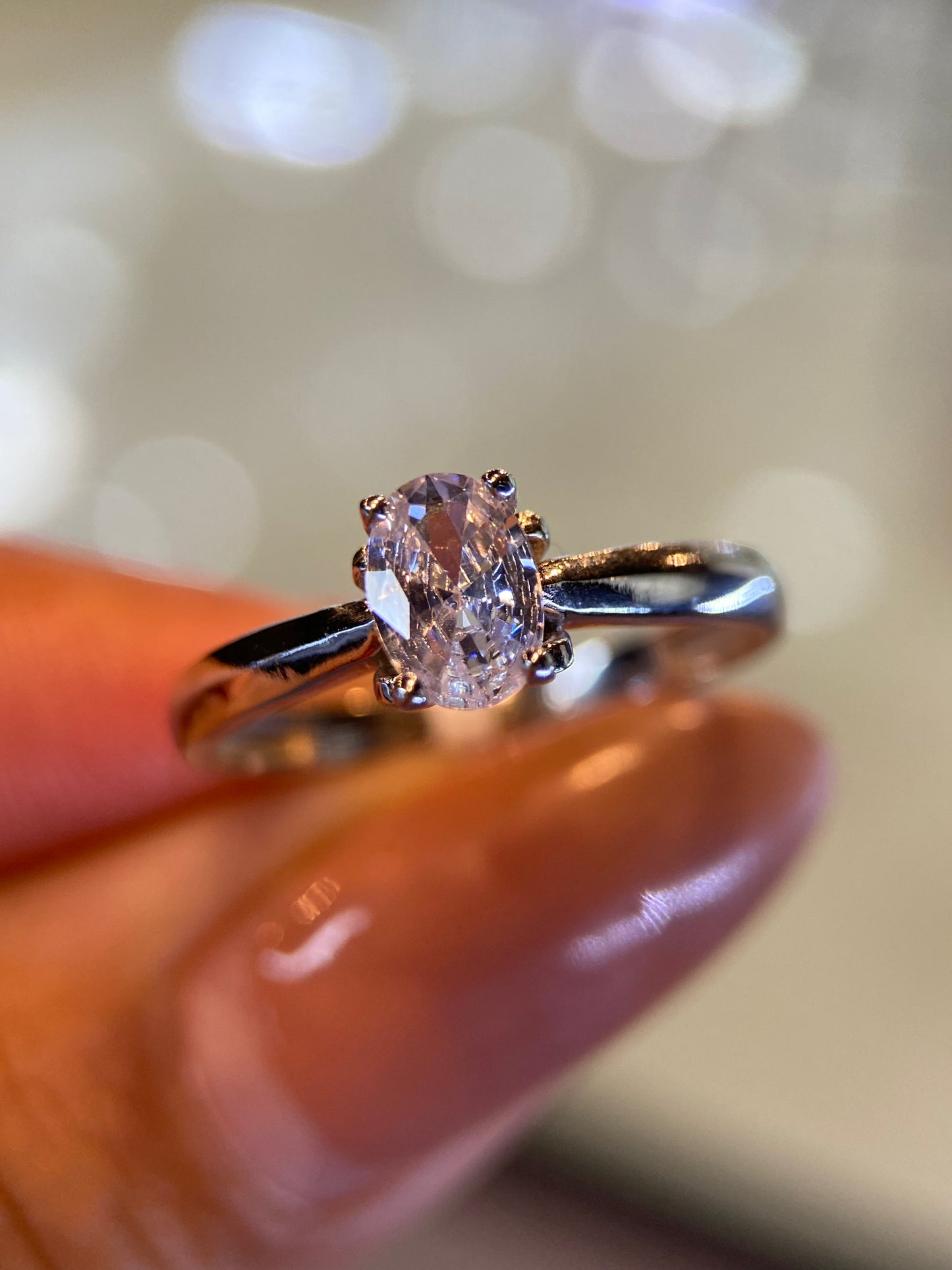 Anillo de compromiso en oro