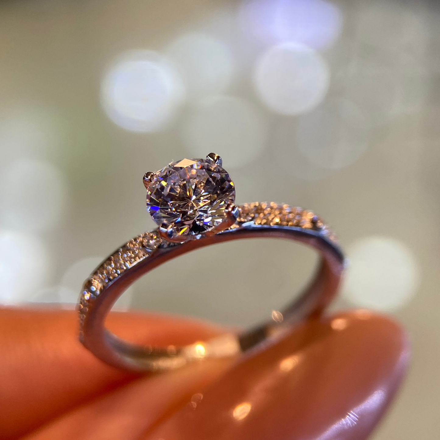 Anillo de compromiso en oro