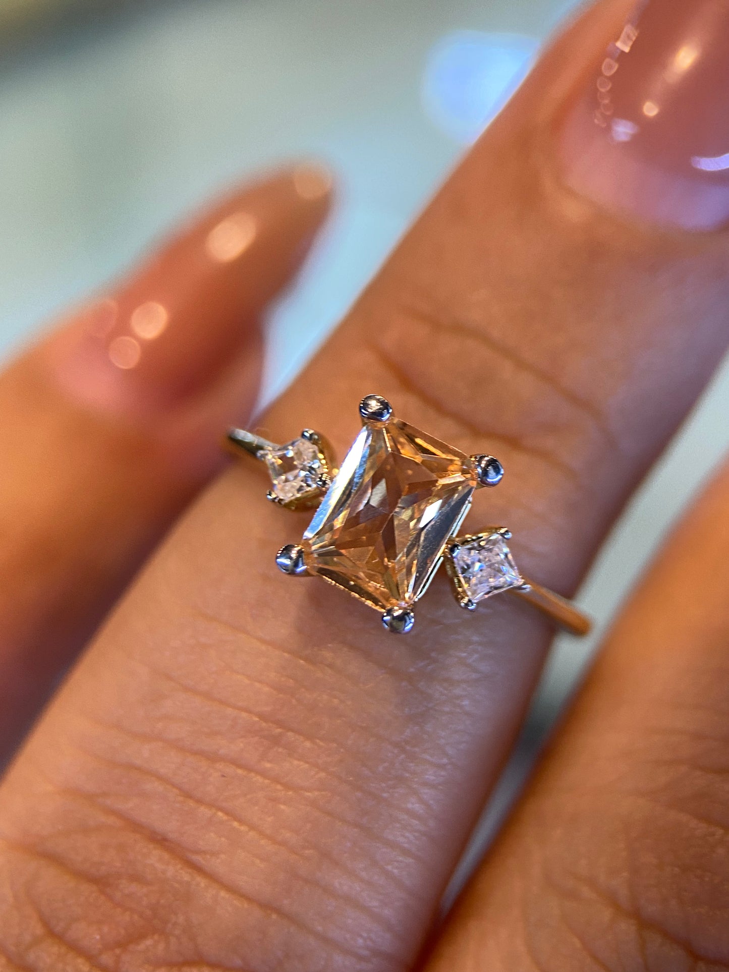 Anillo de compromiso en oro