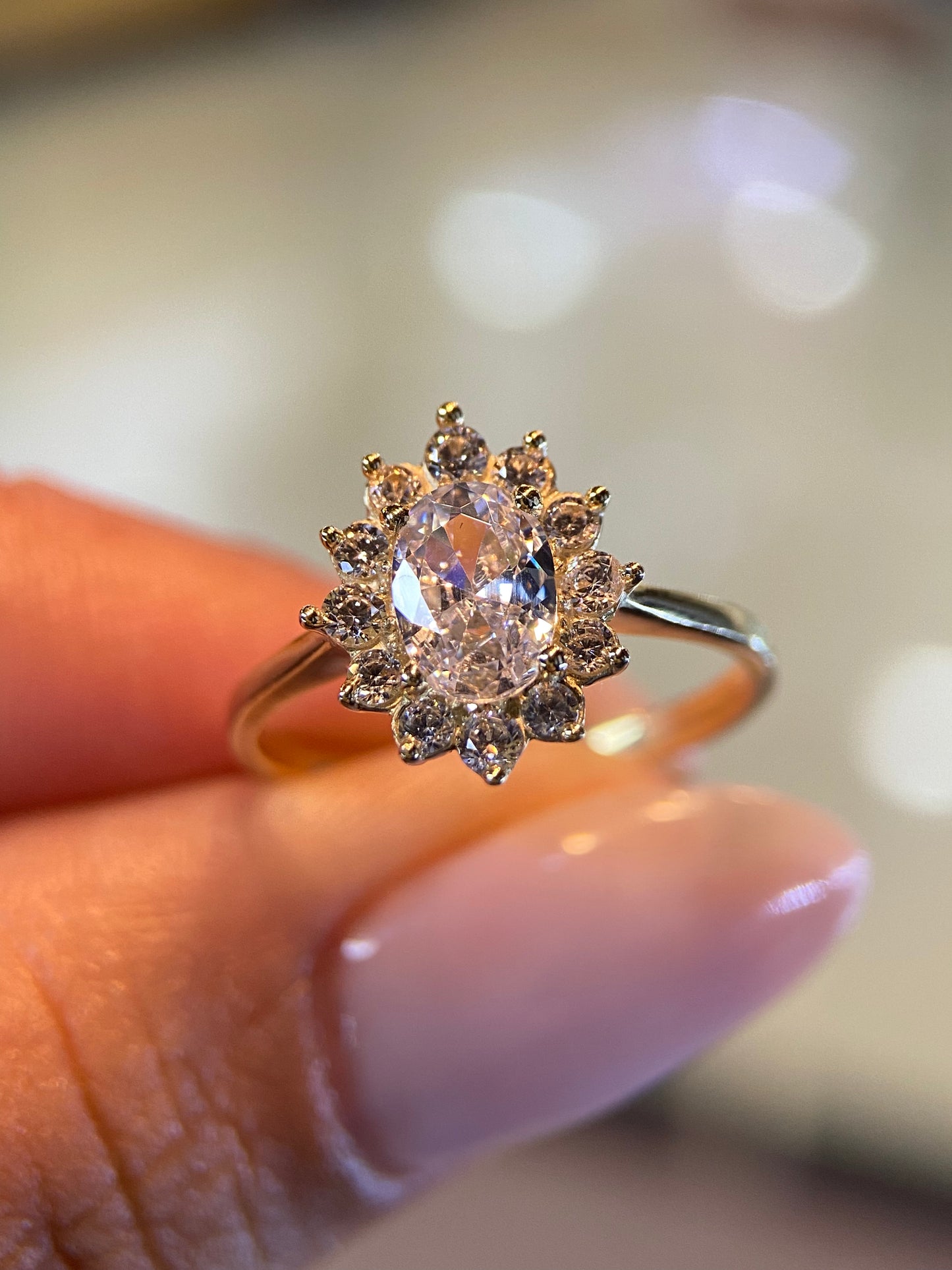 Anillo de compromiso en oro