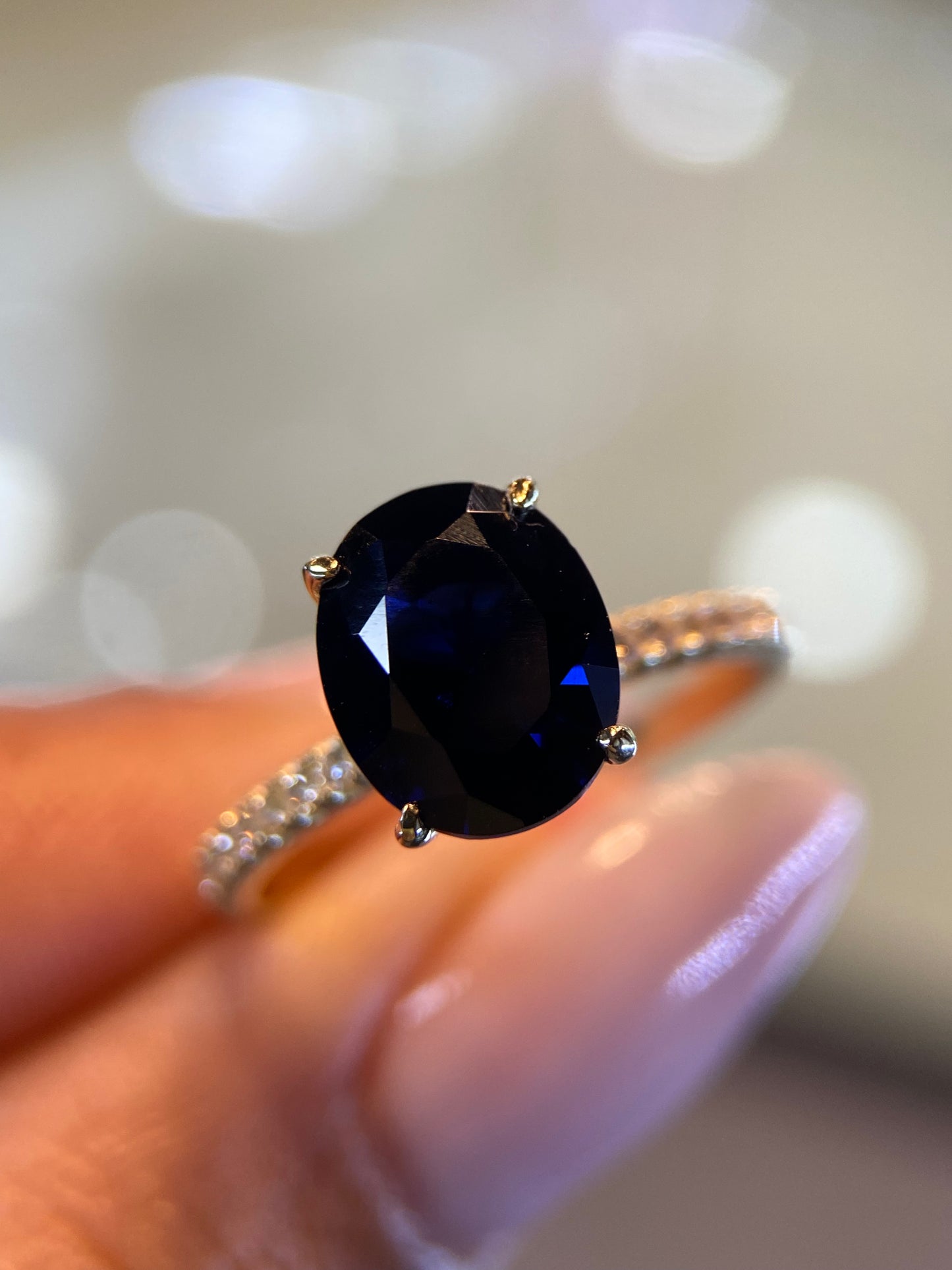 Anillo de compromiso en oro