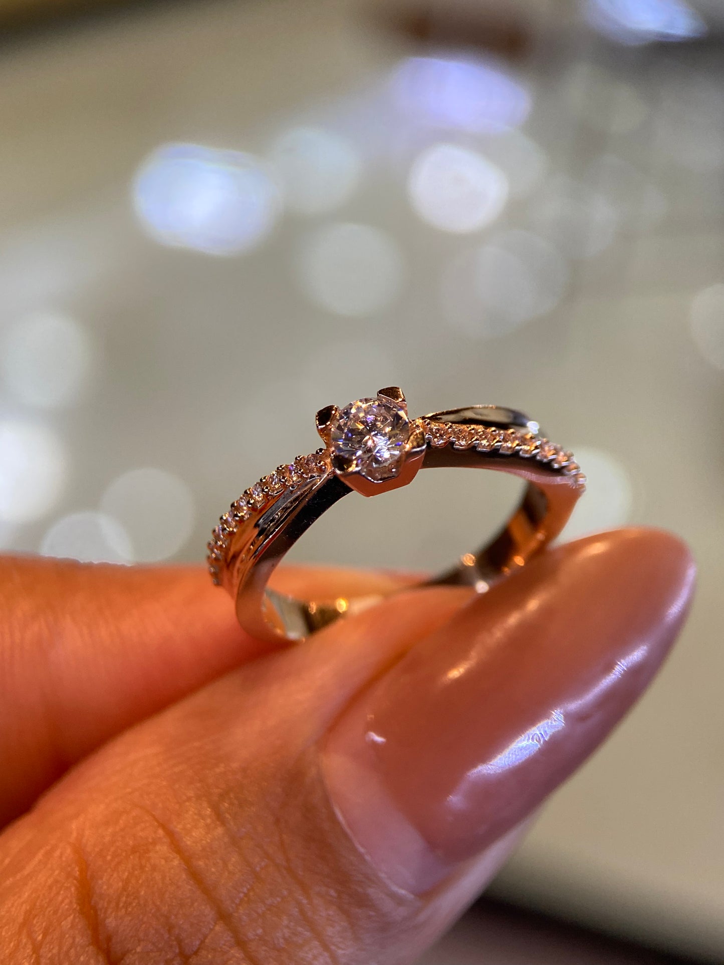 Anillo de compromiso en oro