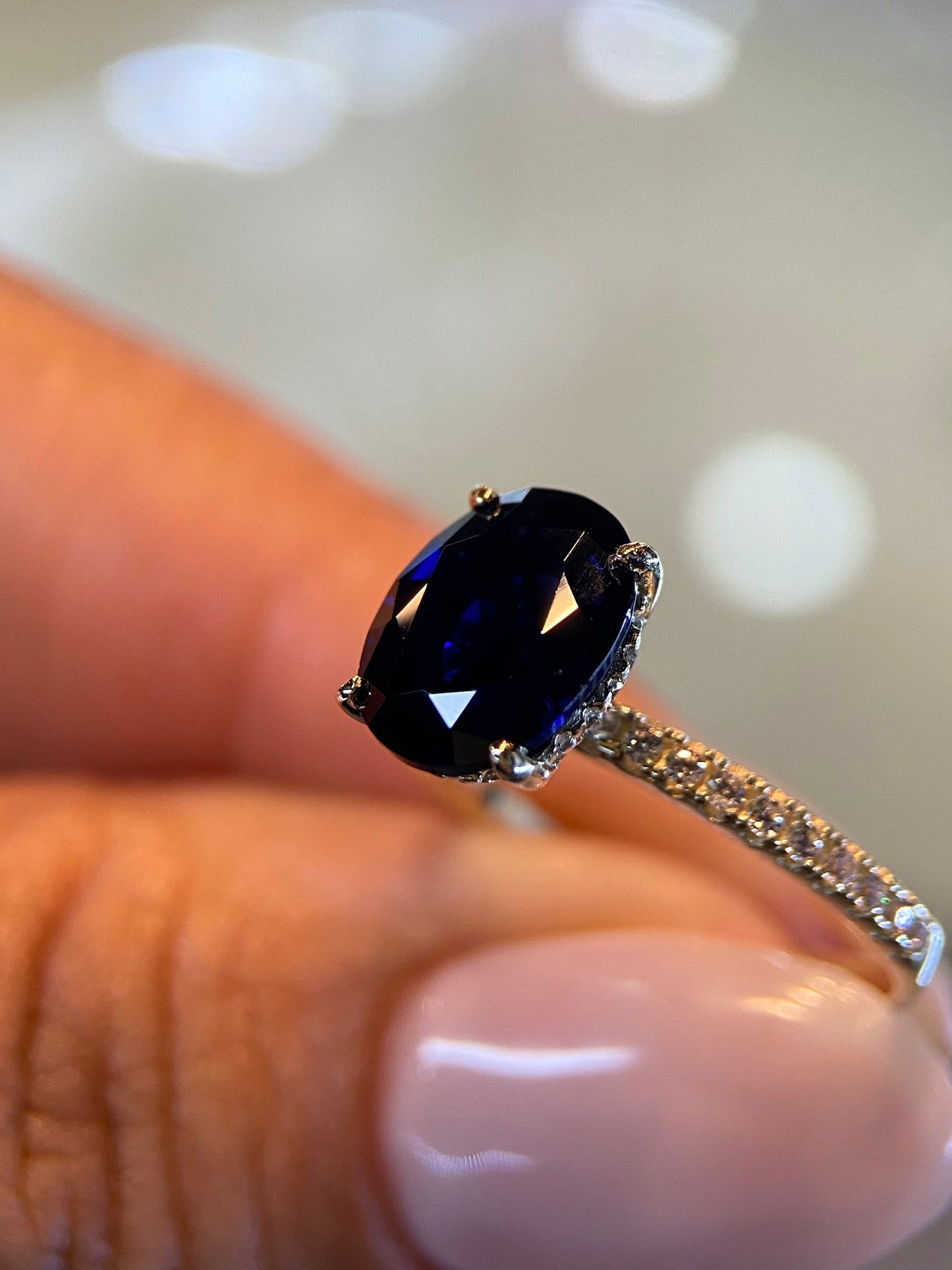 Anillo de compromiso en oro