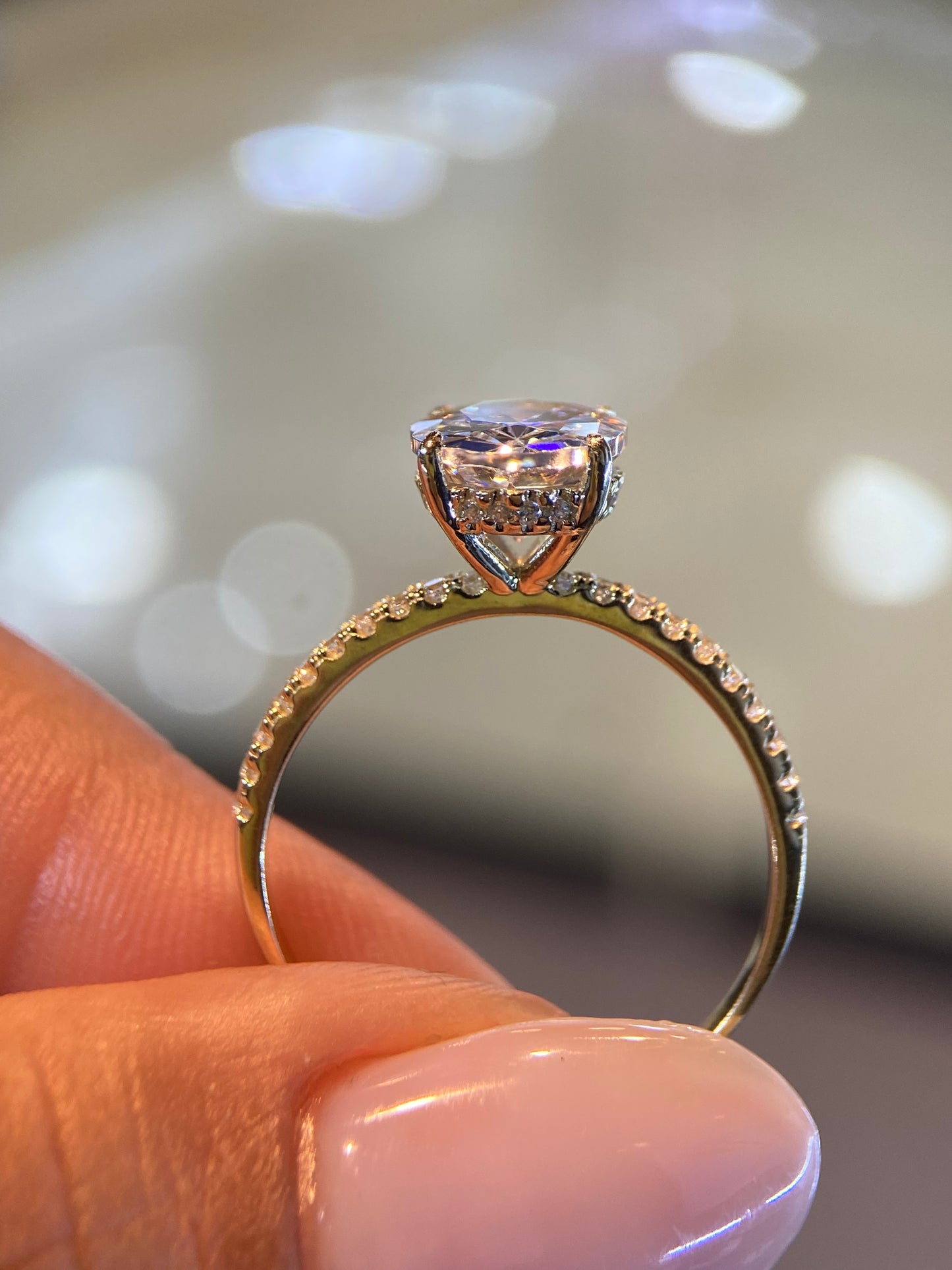 Anillo de compromiso en oro