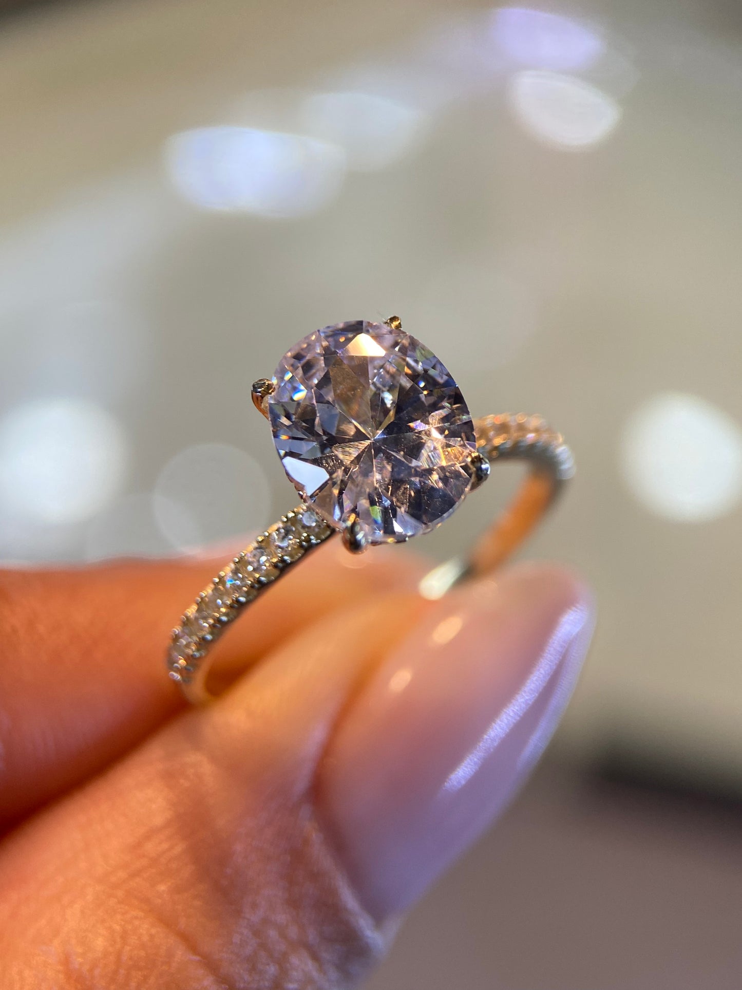 Anillo de compromiso en oro