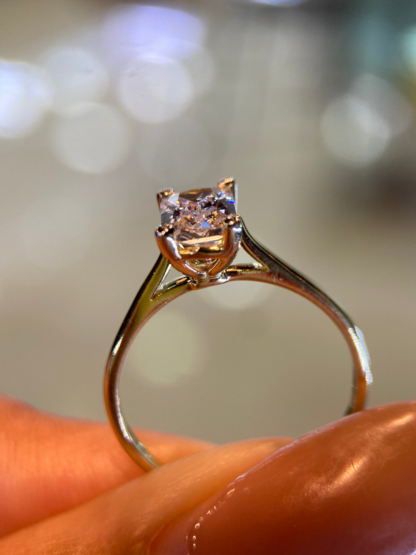 Anillo de compromiso en oro