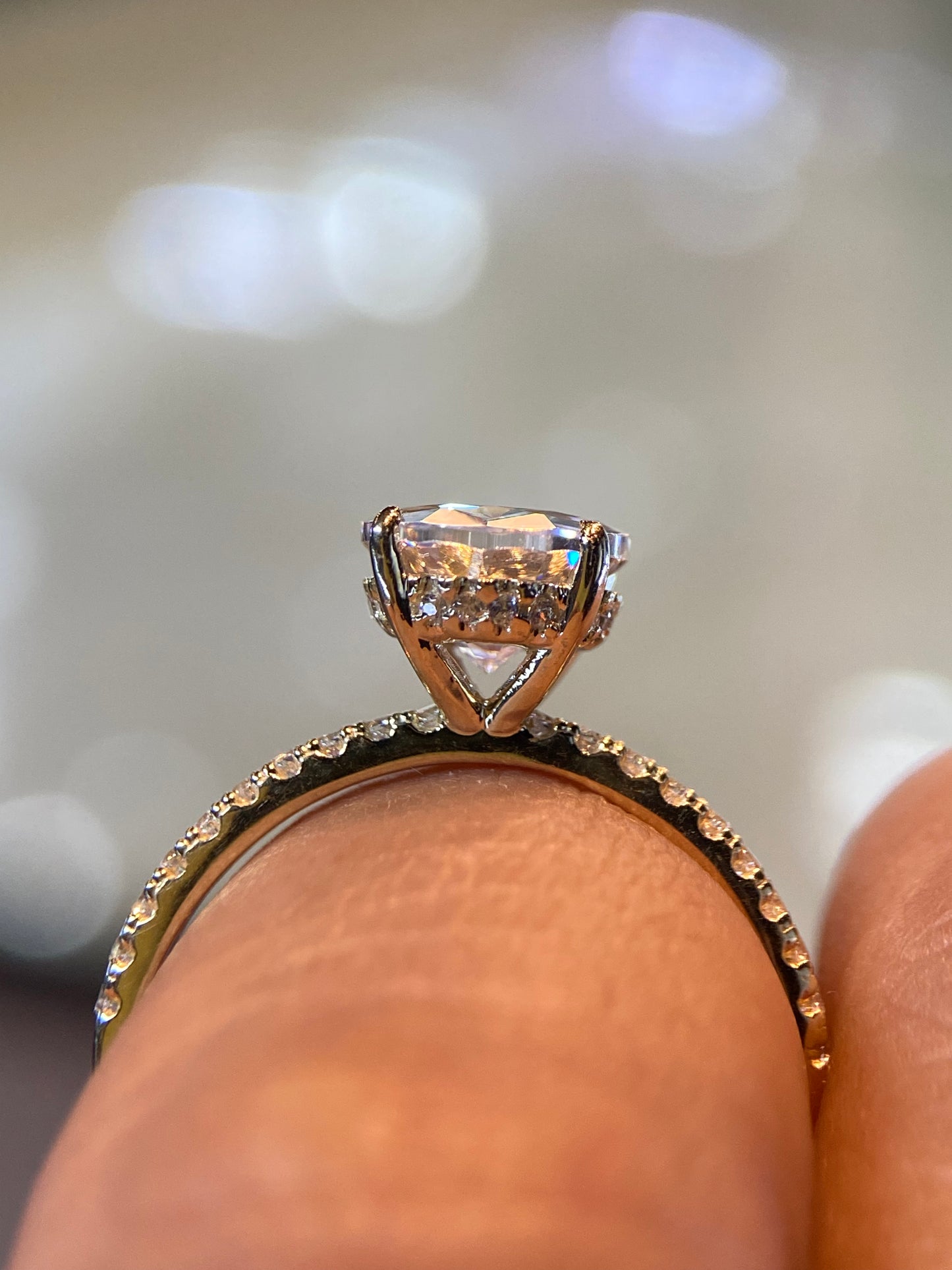 Anillo de compromiso en oro