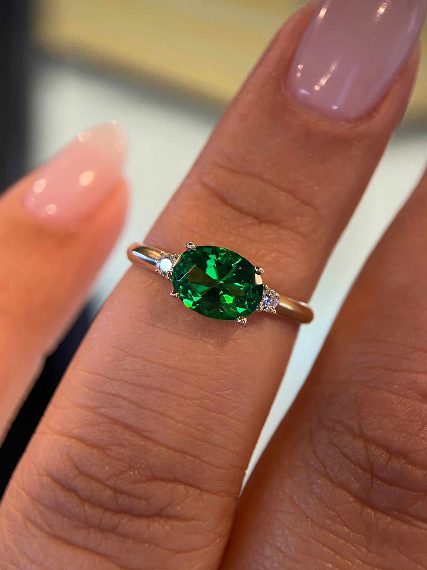 Anillo de compromiso en oro