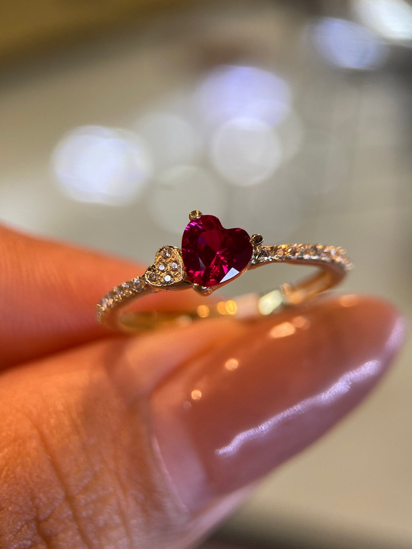 Anillo de compromiso en oro