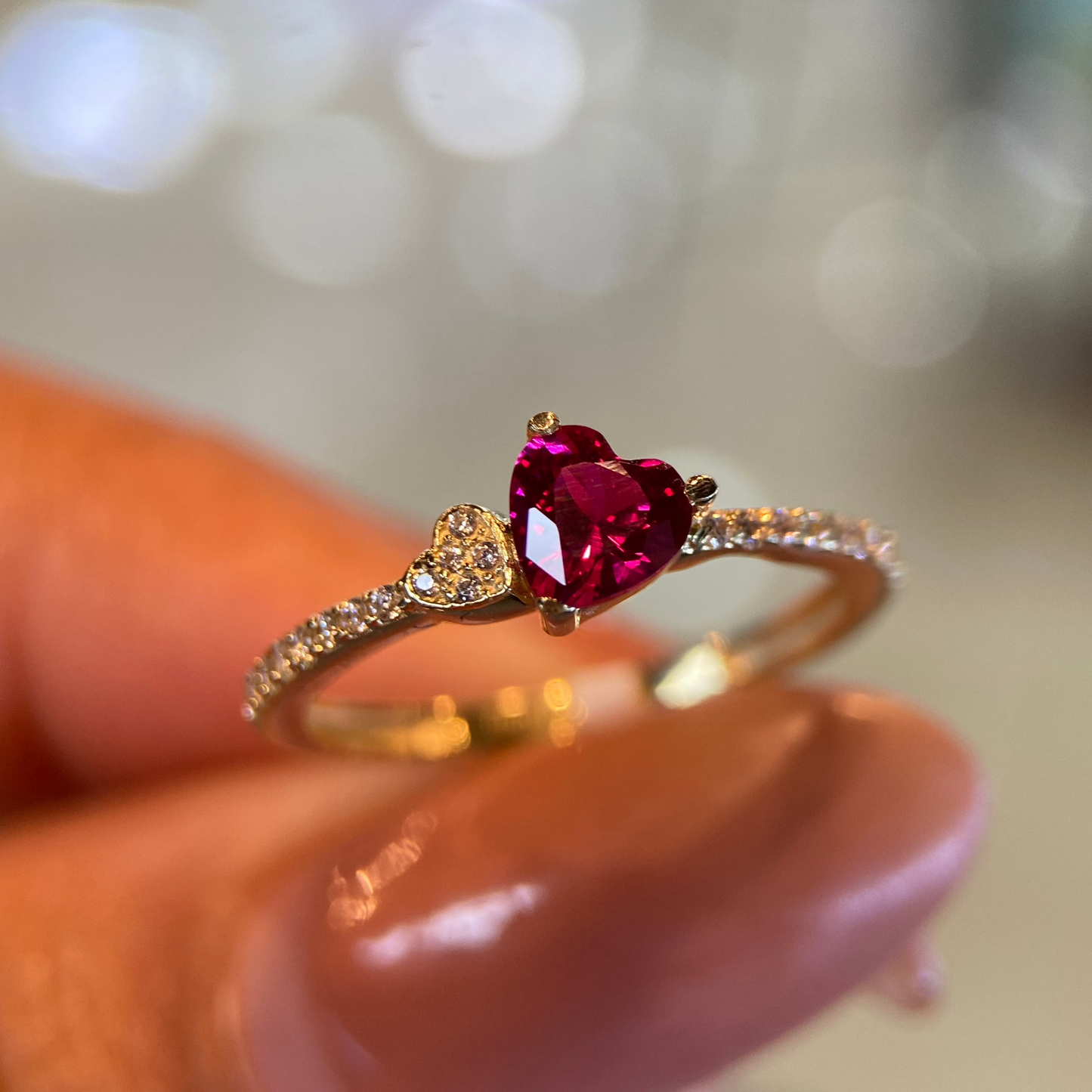 Anillo de compromiso en oro