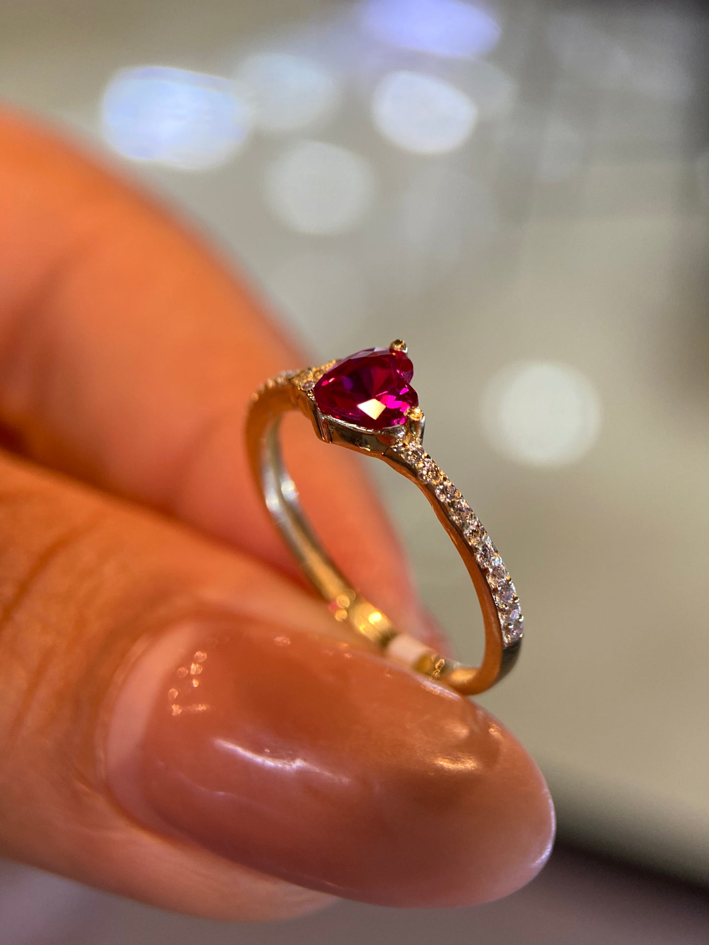 Anillo de compromiso en oro