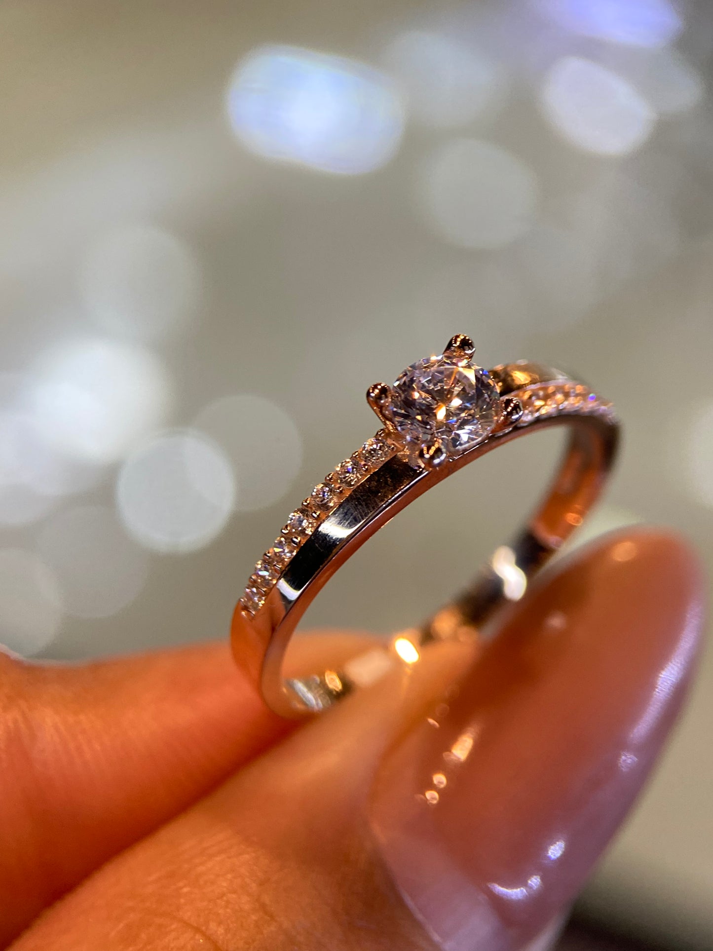 Anillo de compromiso en oro