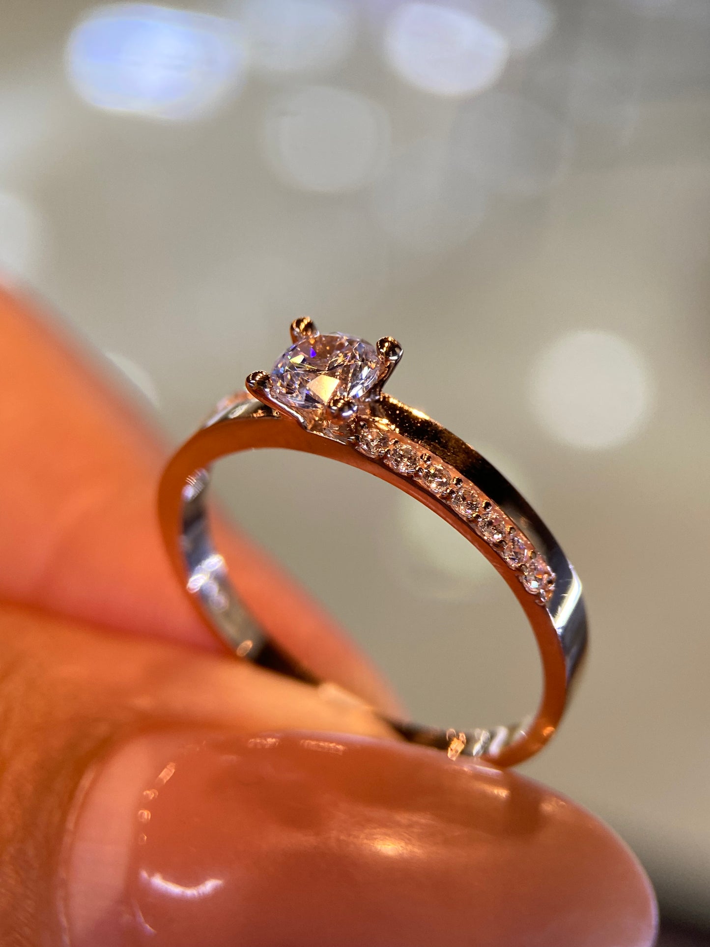 Anillo de compromiso en oro