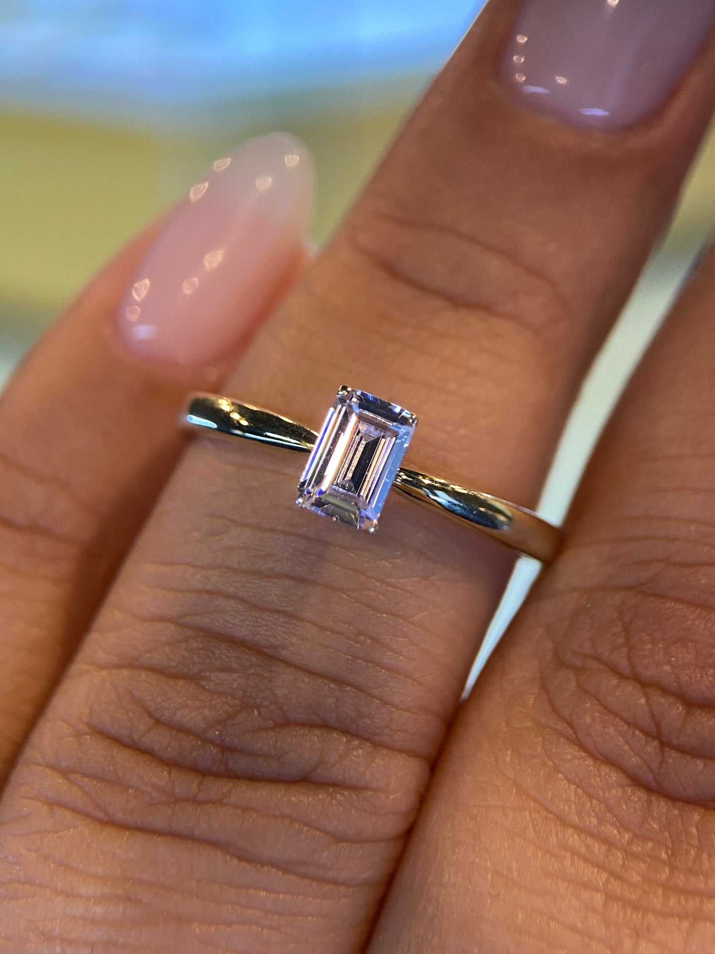 Anillo de compromiso en oro