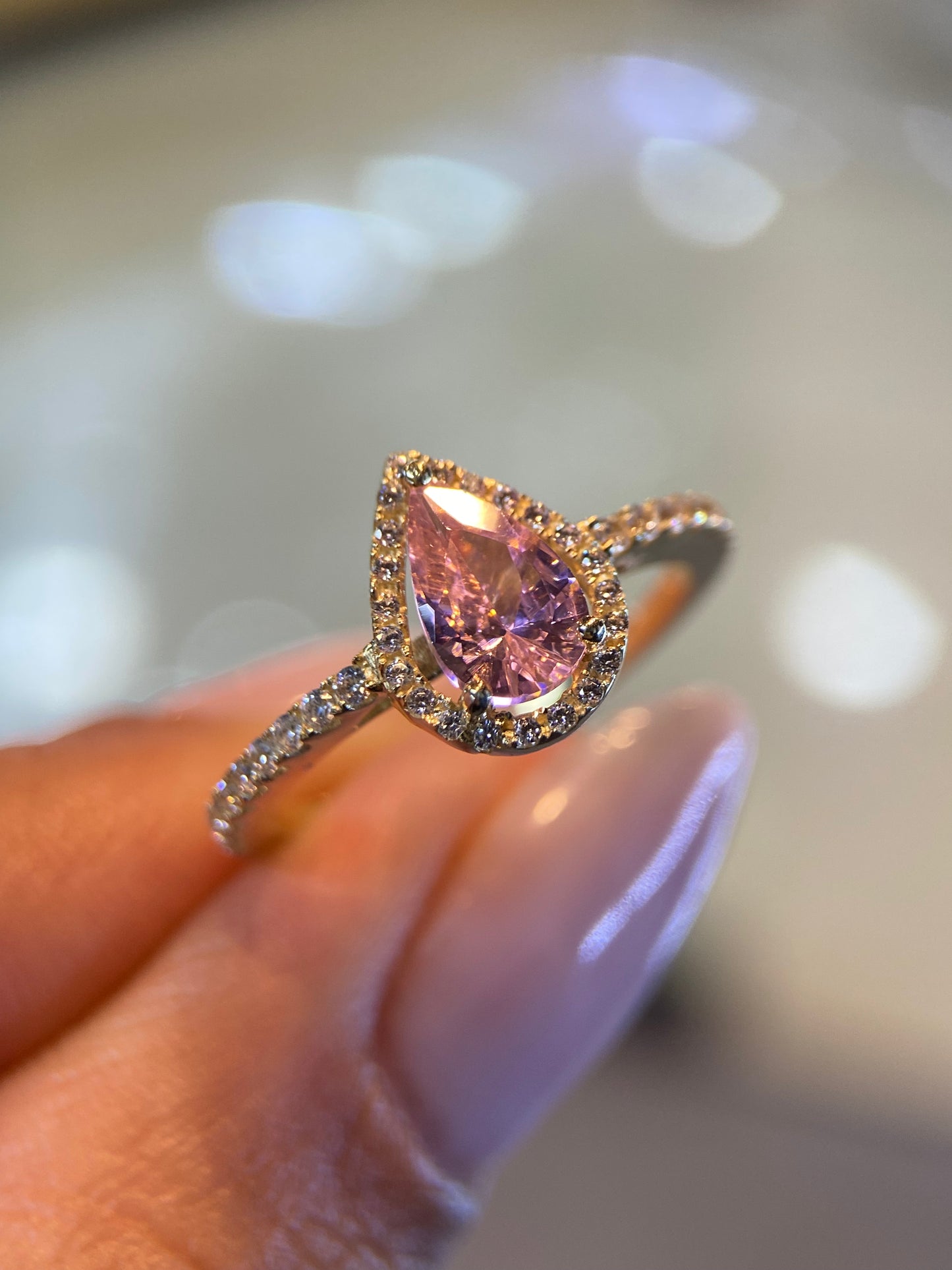 Anillo de compromiso en oro