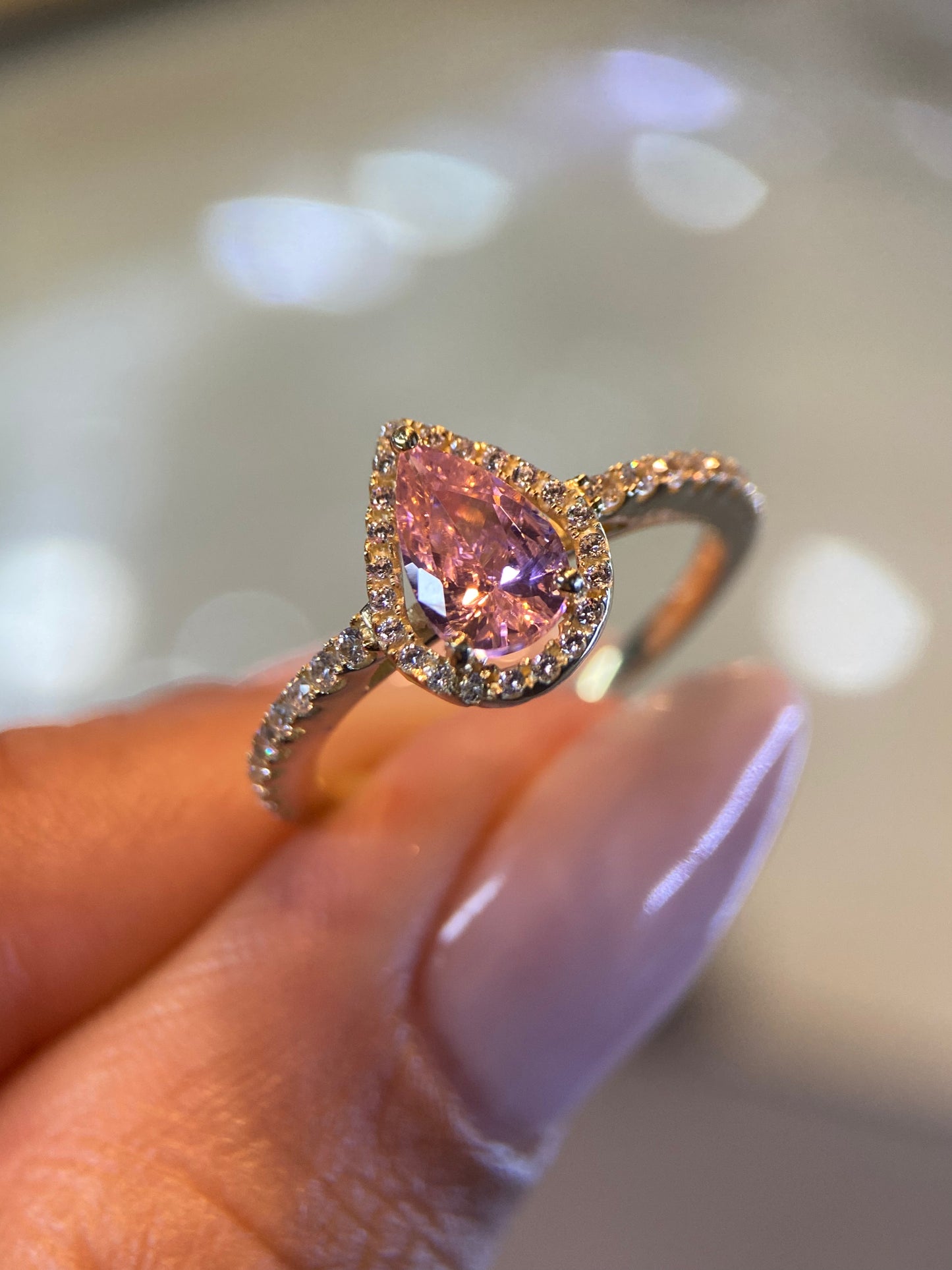 Anillo de compromiso en oro