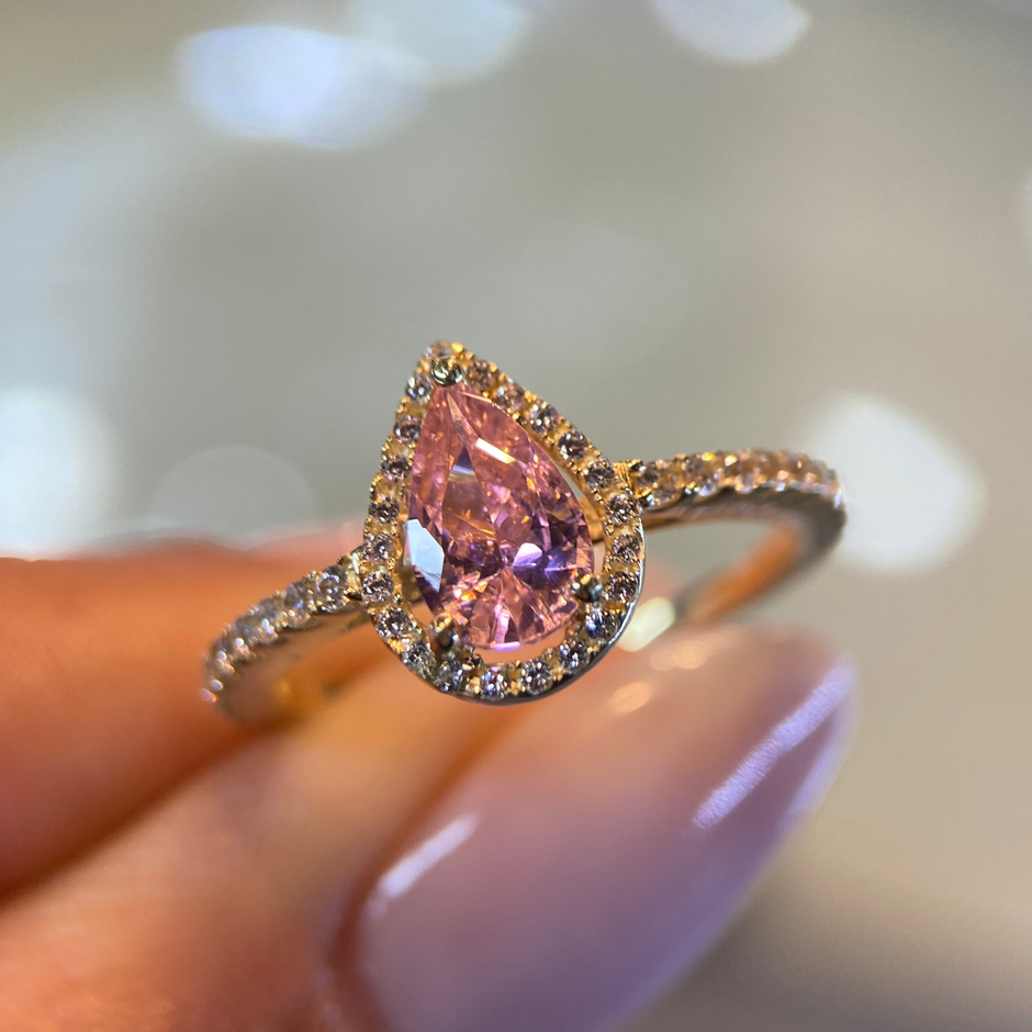 Anillo de compromiso en oro