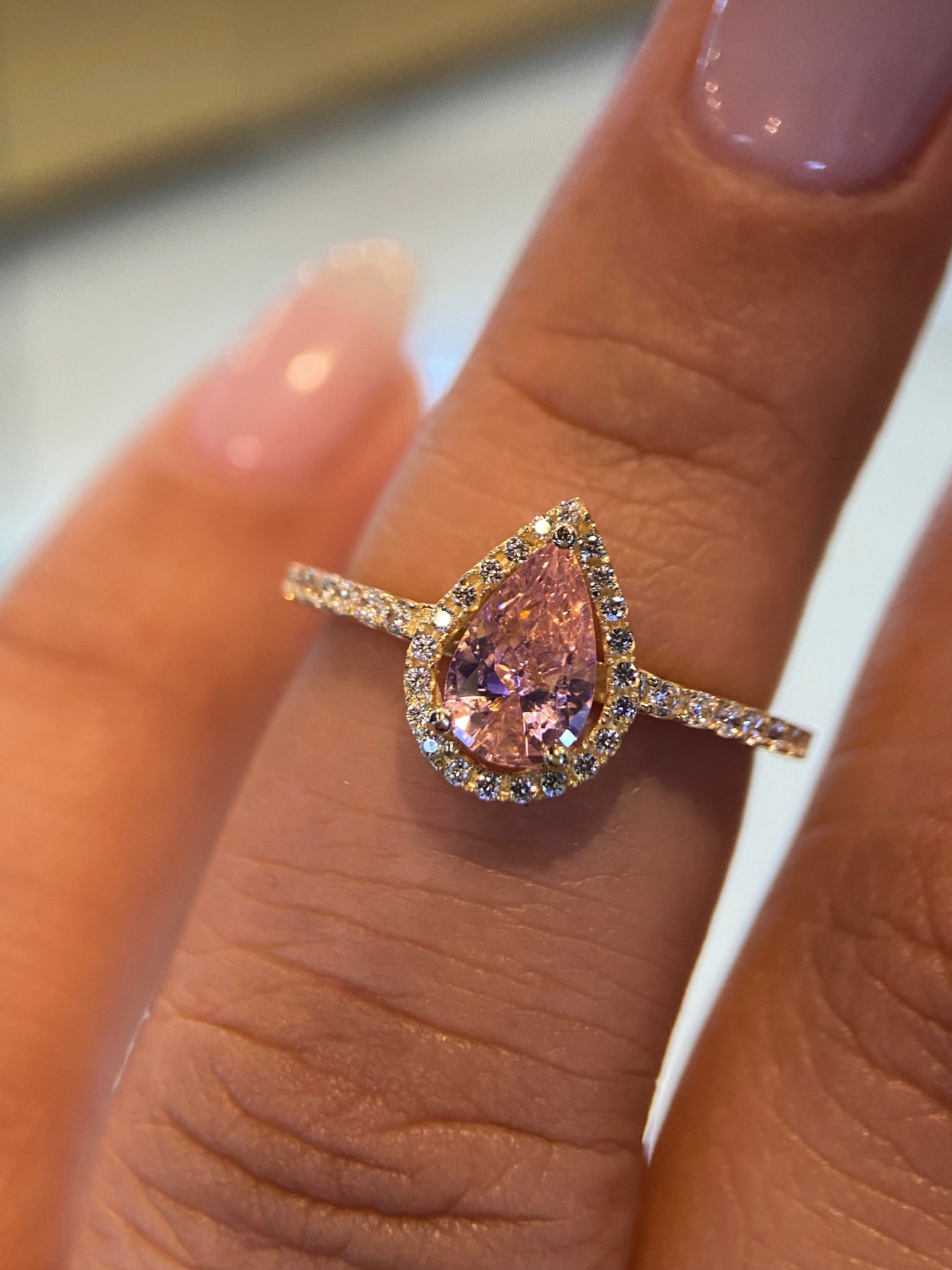 Anillo de compromiso en oro