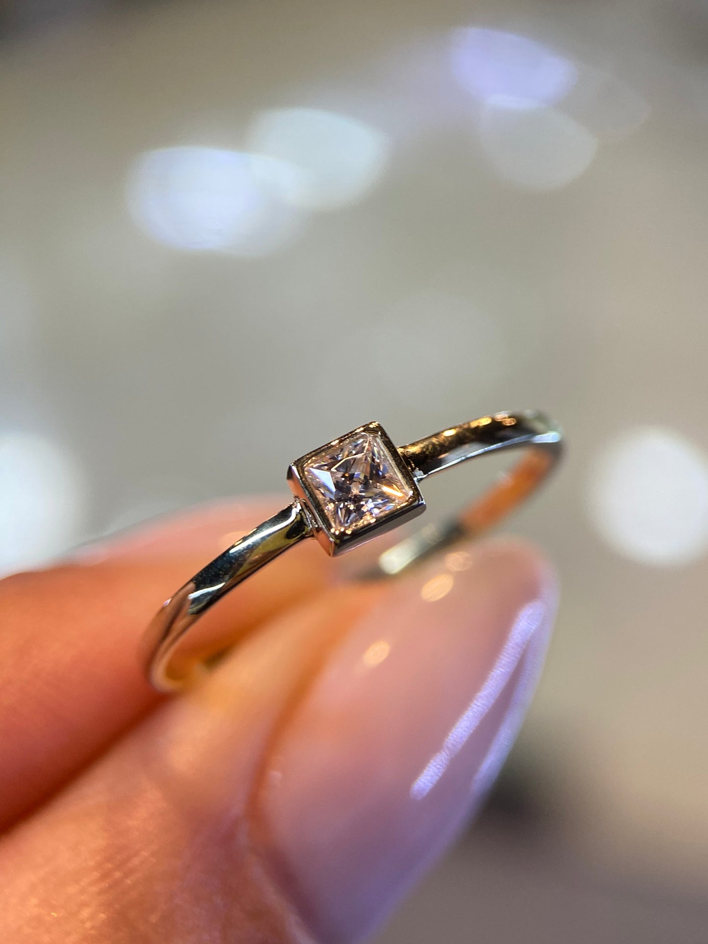 Anillo de compromiso en oro