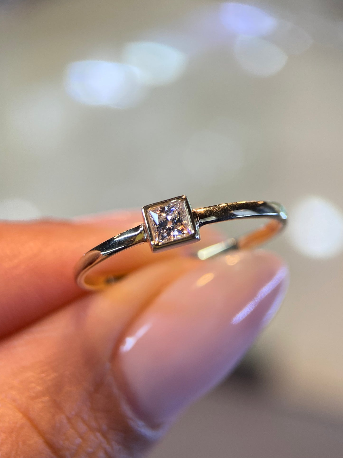 Anillo de compromiso en oro