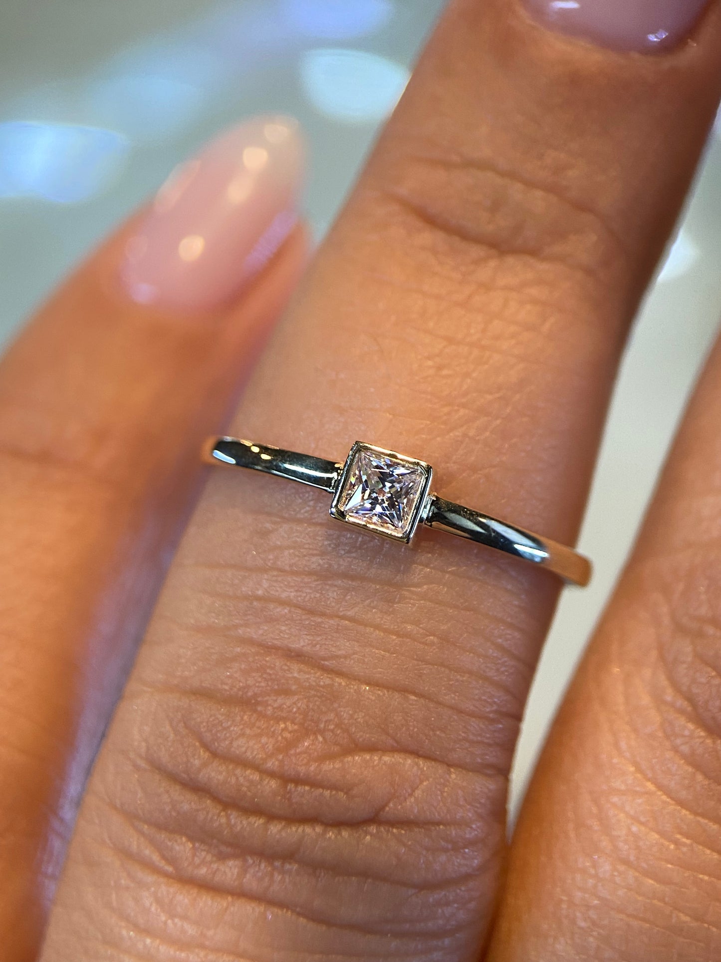 Anillo de compromiso en oro