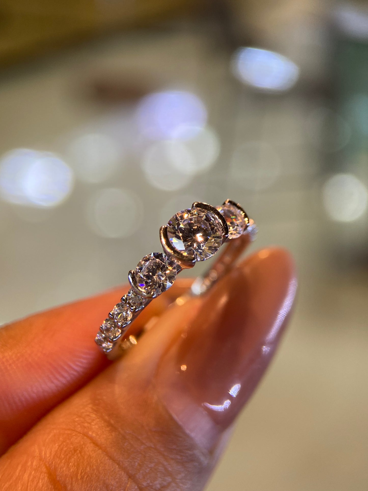 Anillo de compromiso en oro