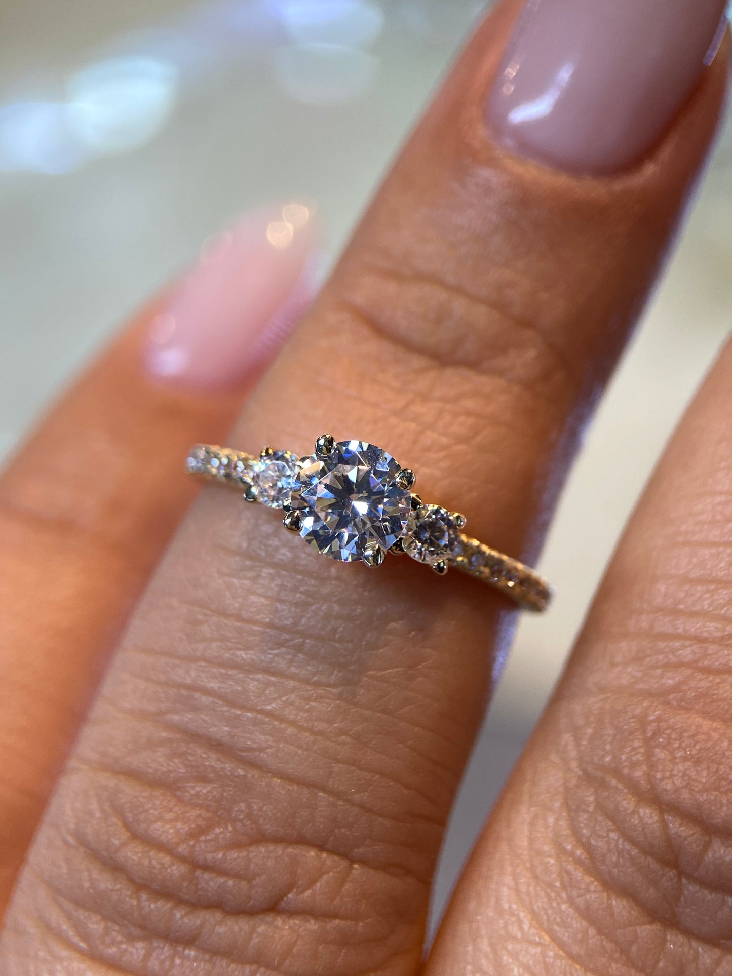 Anillo de compromiso en oro
