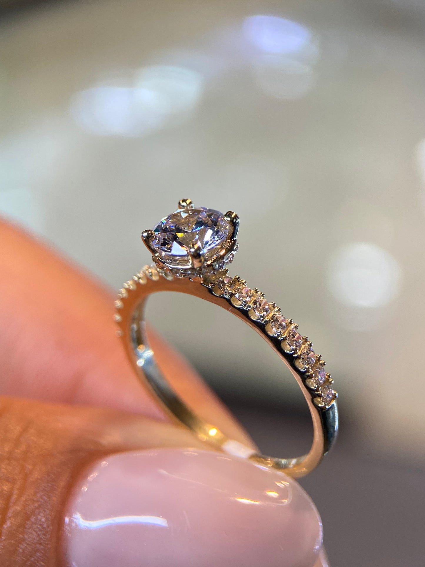Anillo de compromiso en oro