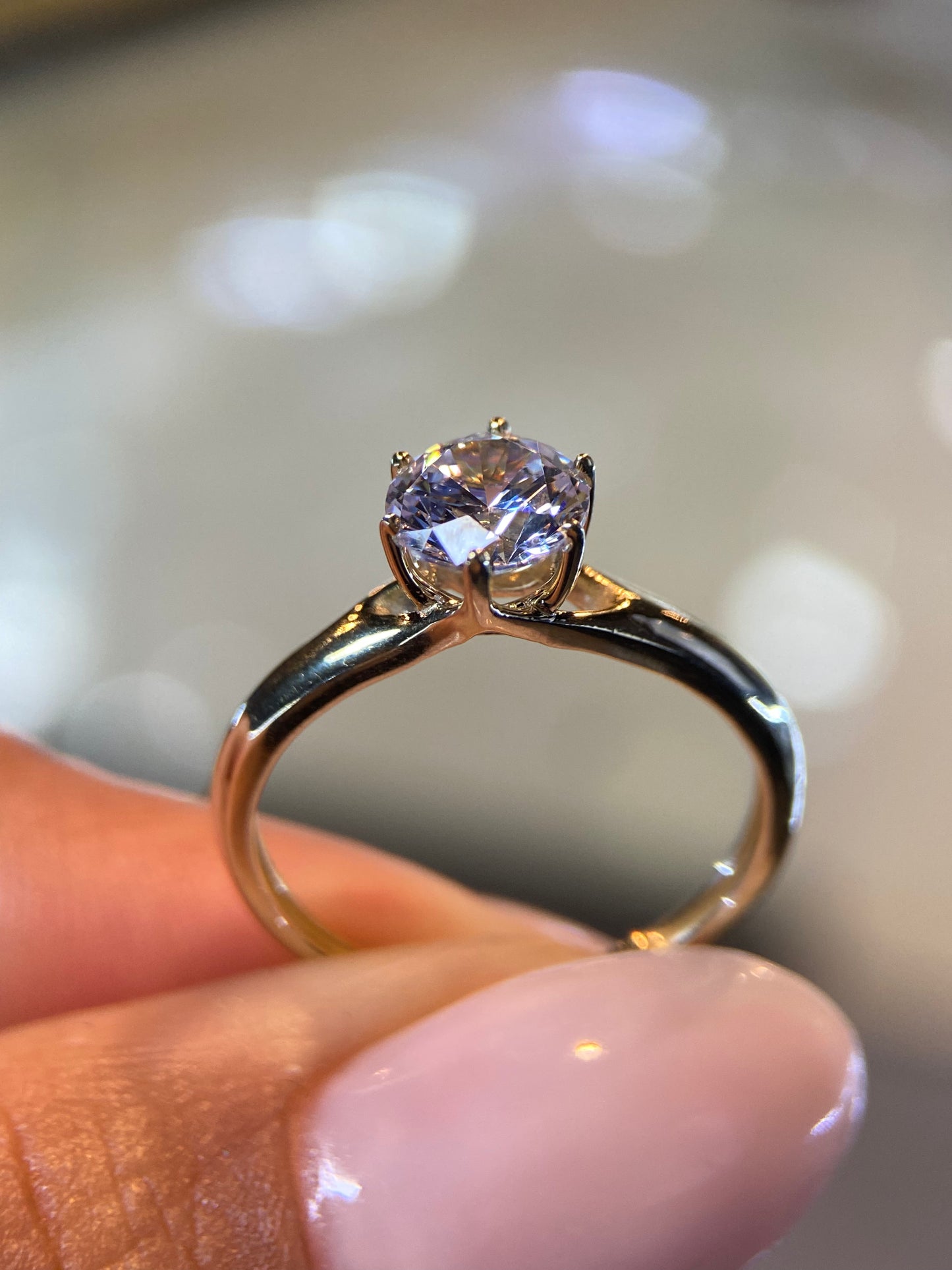 Anillo de compromiso en oro