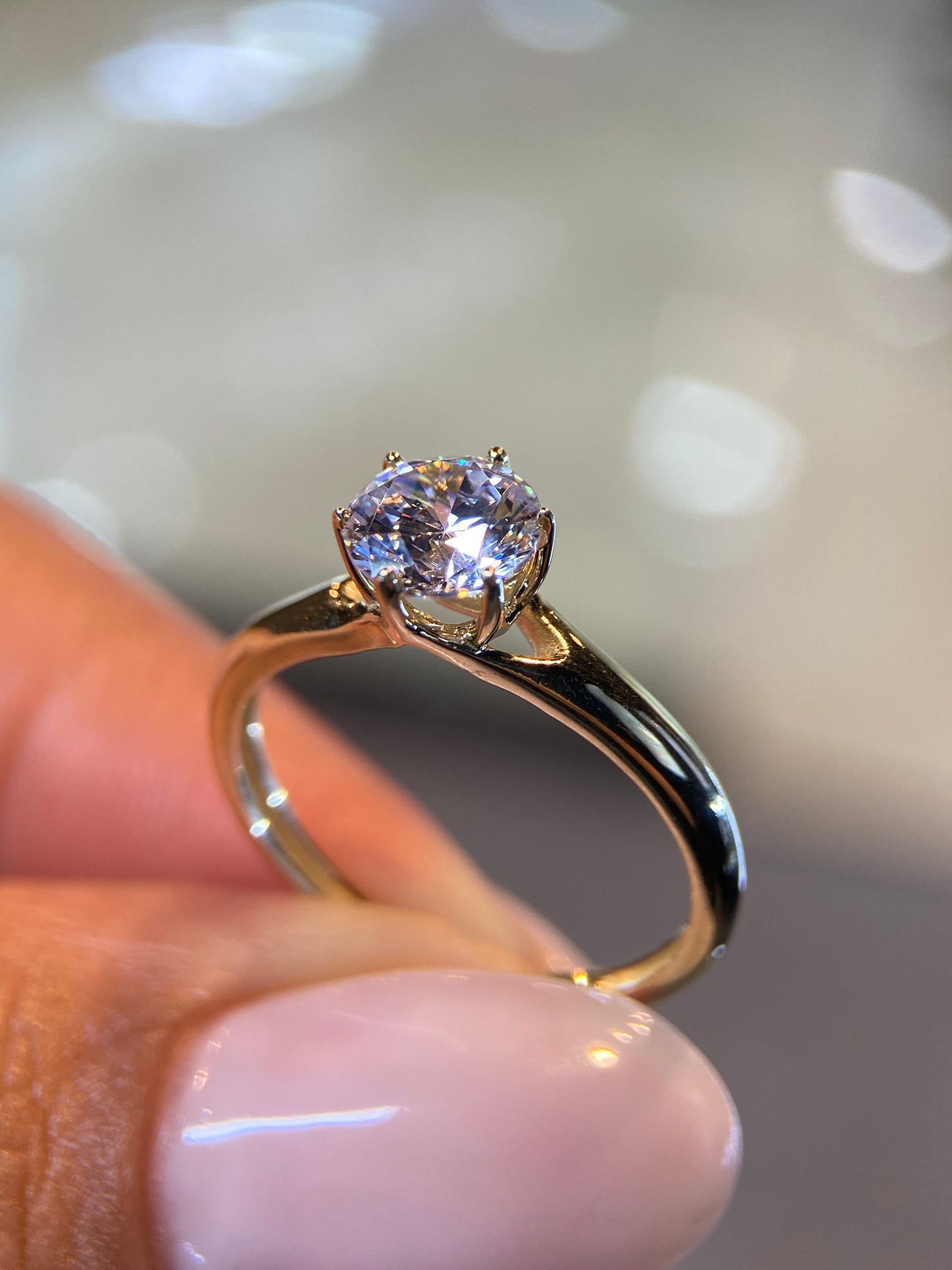 Anillo de compromiso en oro
