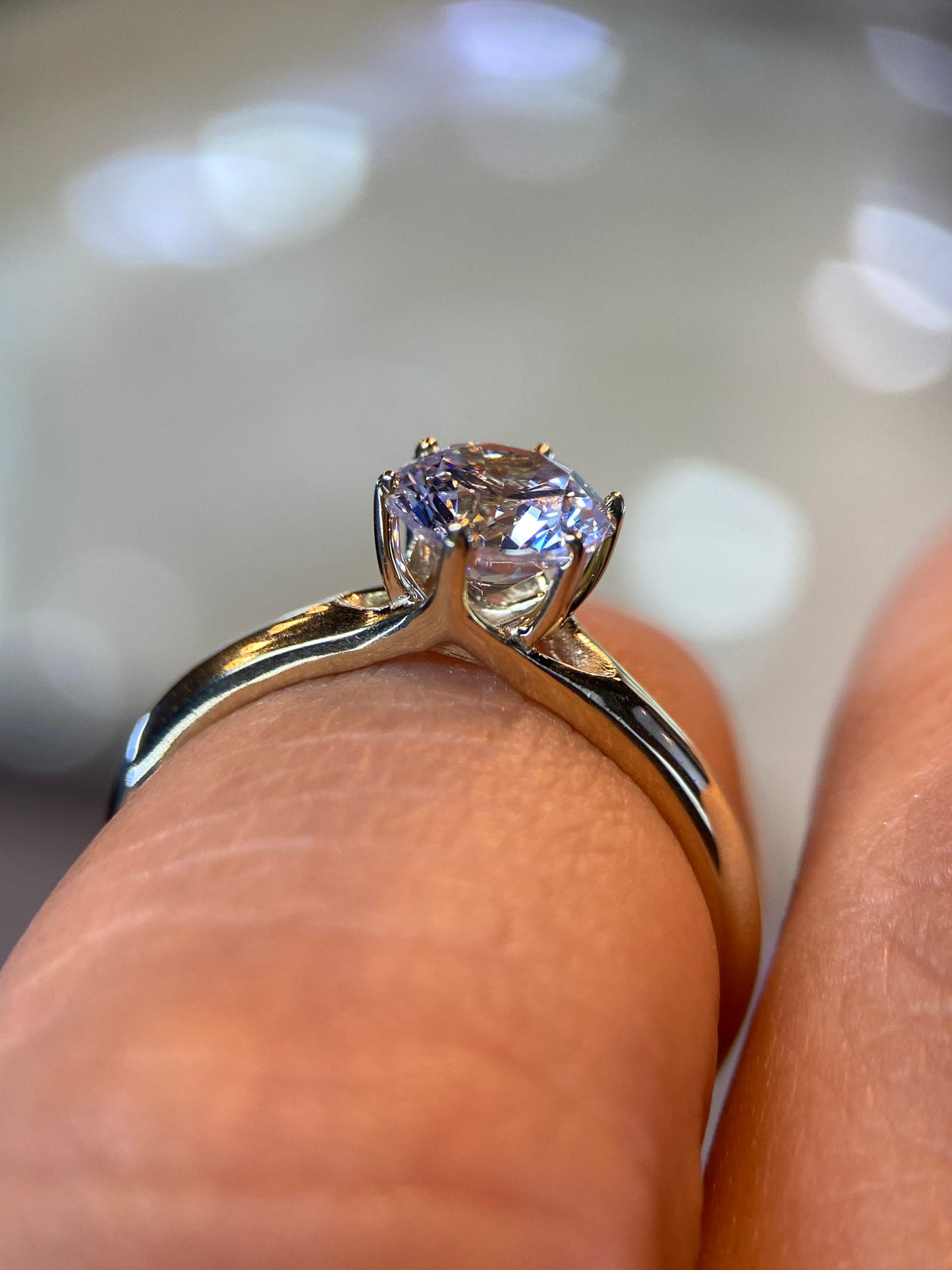 Anillo de compromiso en oro