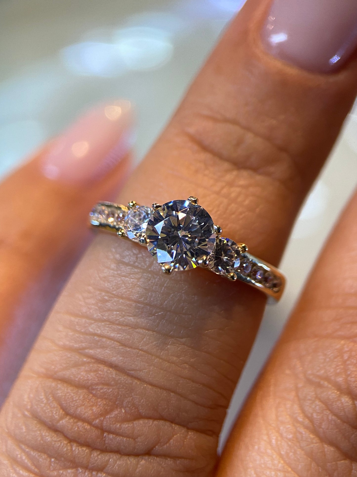 Anillo de compromiso en oro