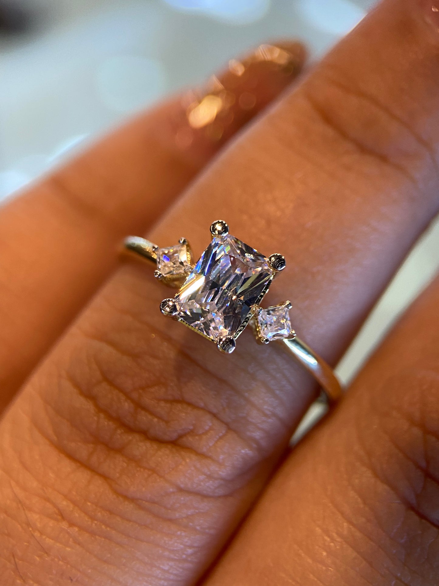 Anillo de compromiso en oro