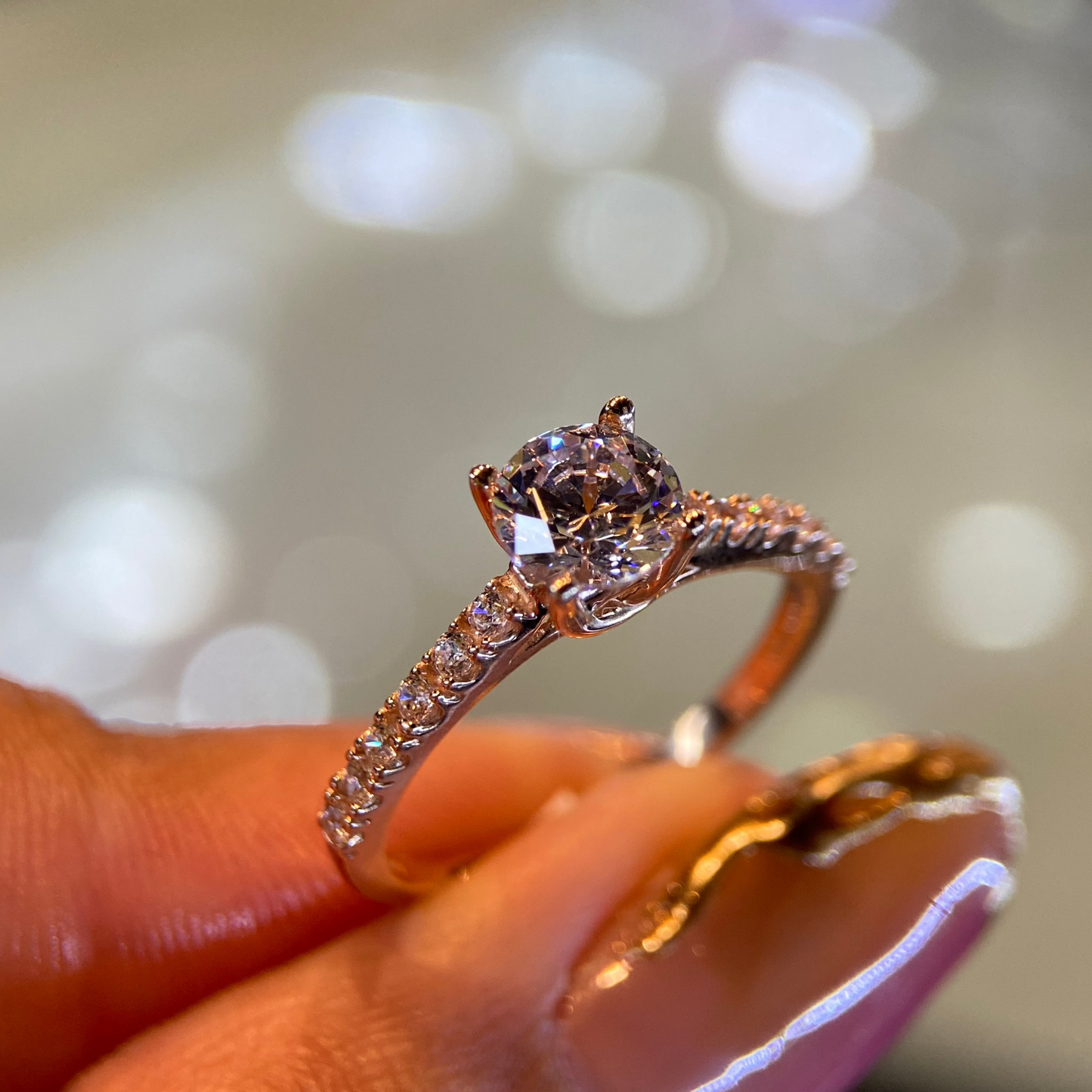 Anillo de compromiso en oro