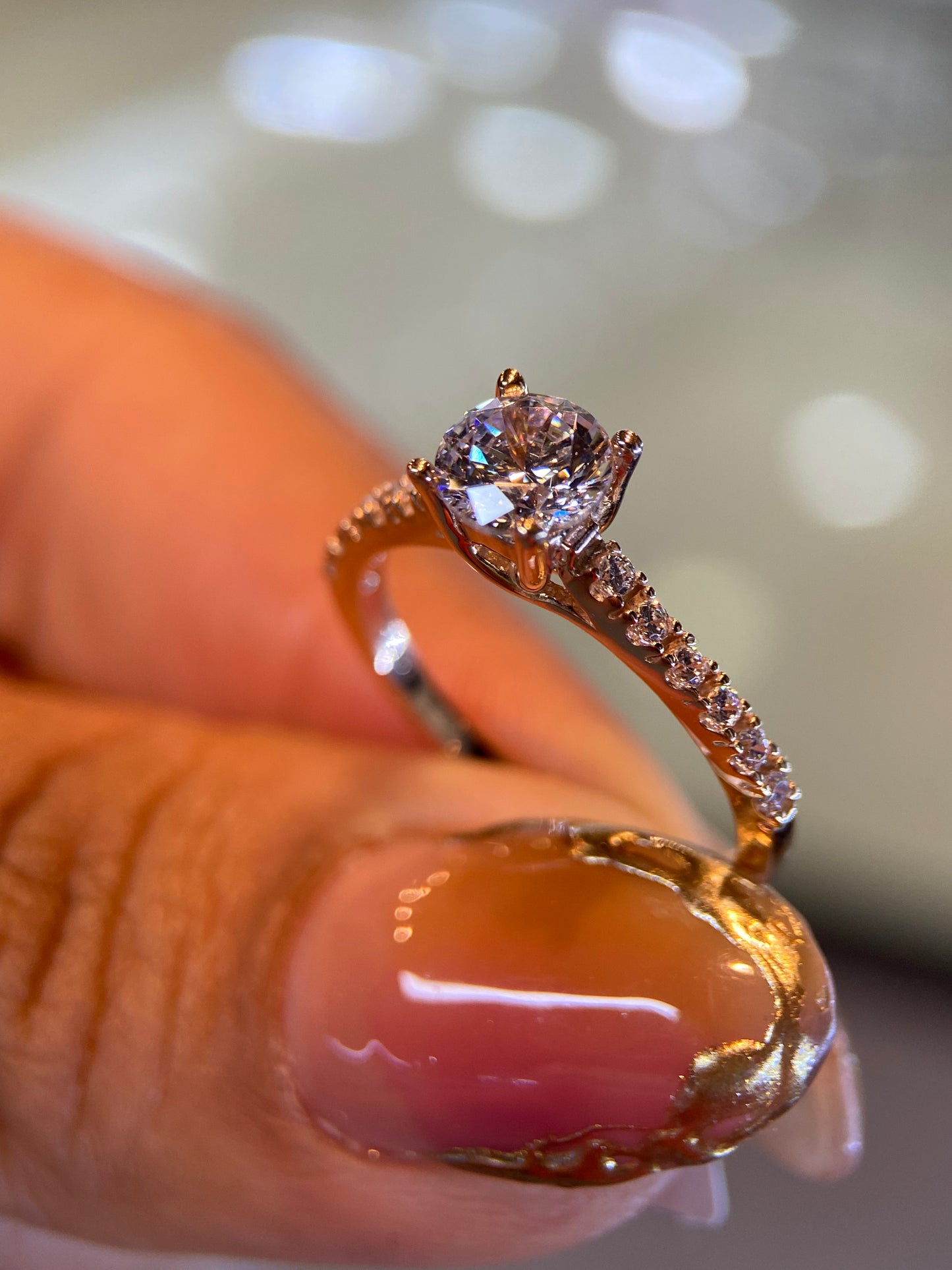 Anillo de compromiso en oro