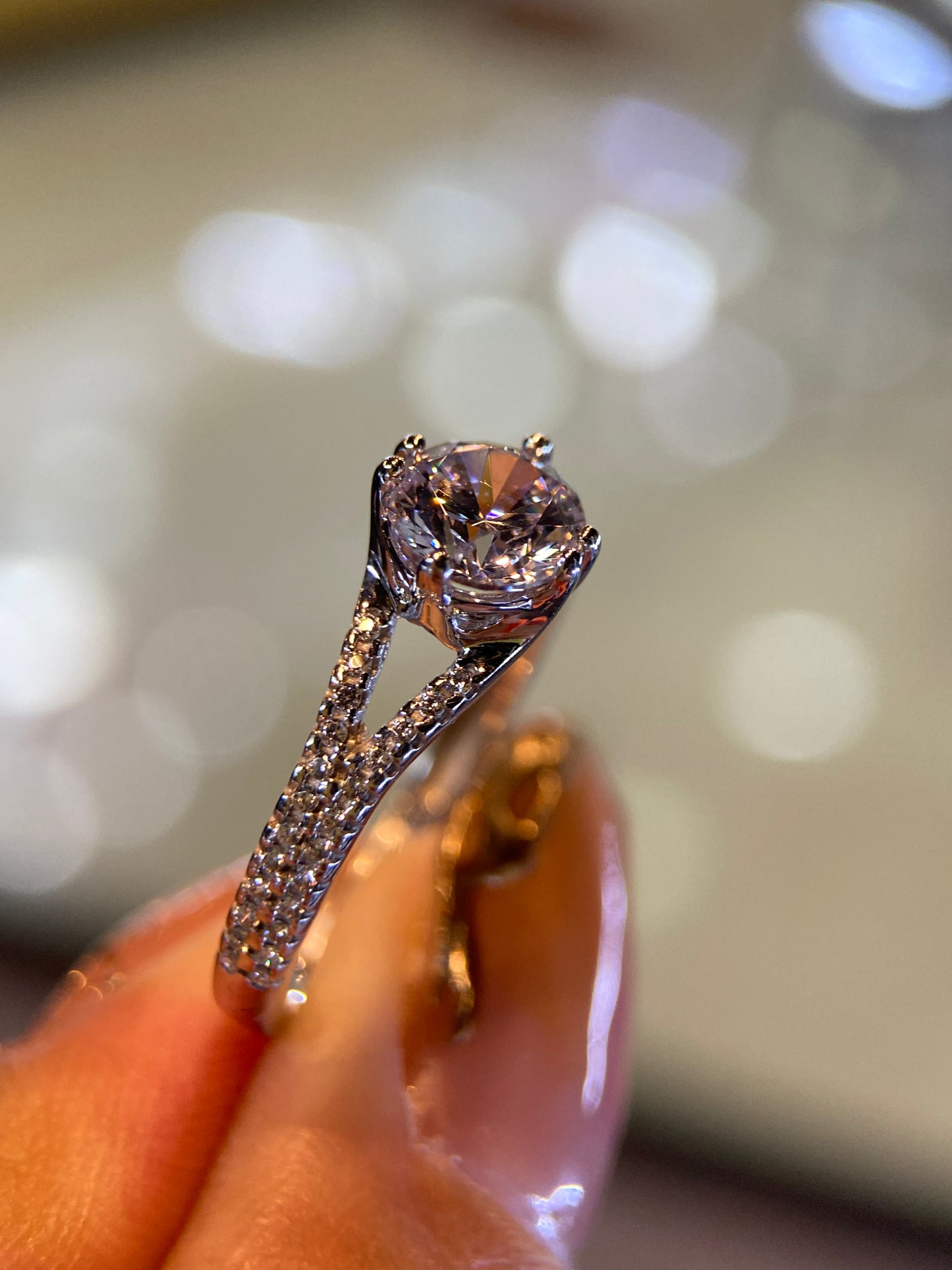 Anillo de compromiso en oro