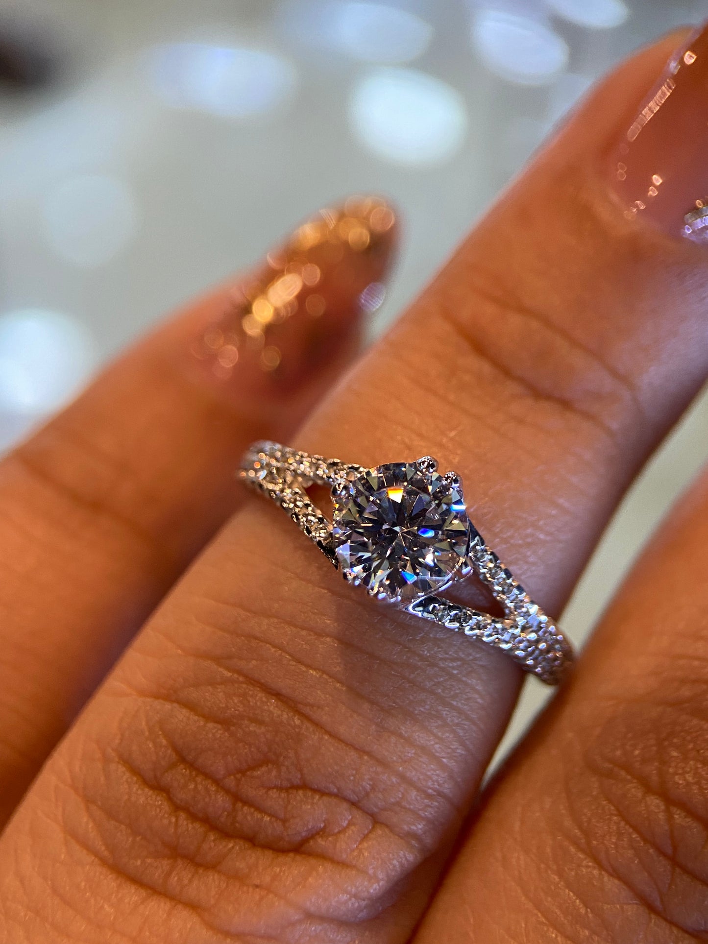 Anillo de compromiso en oro