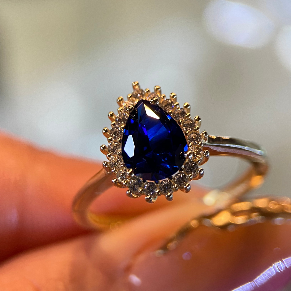 Anillo de compromiso en oro