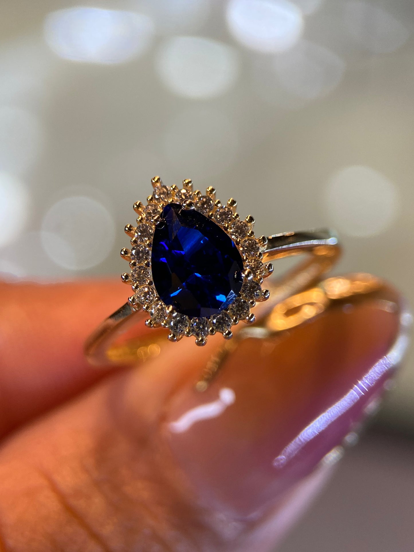 Anillo de compromiso en oro