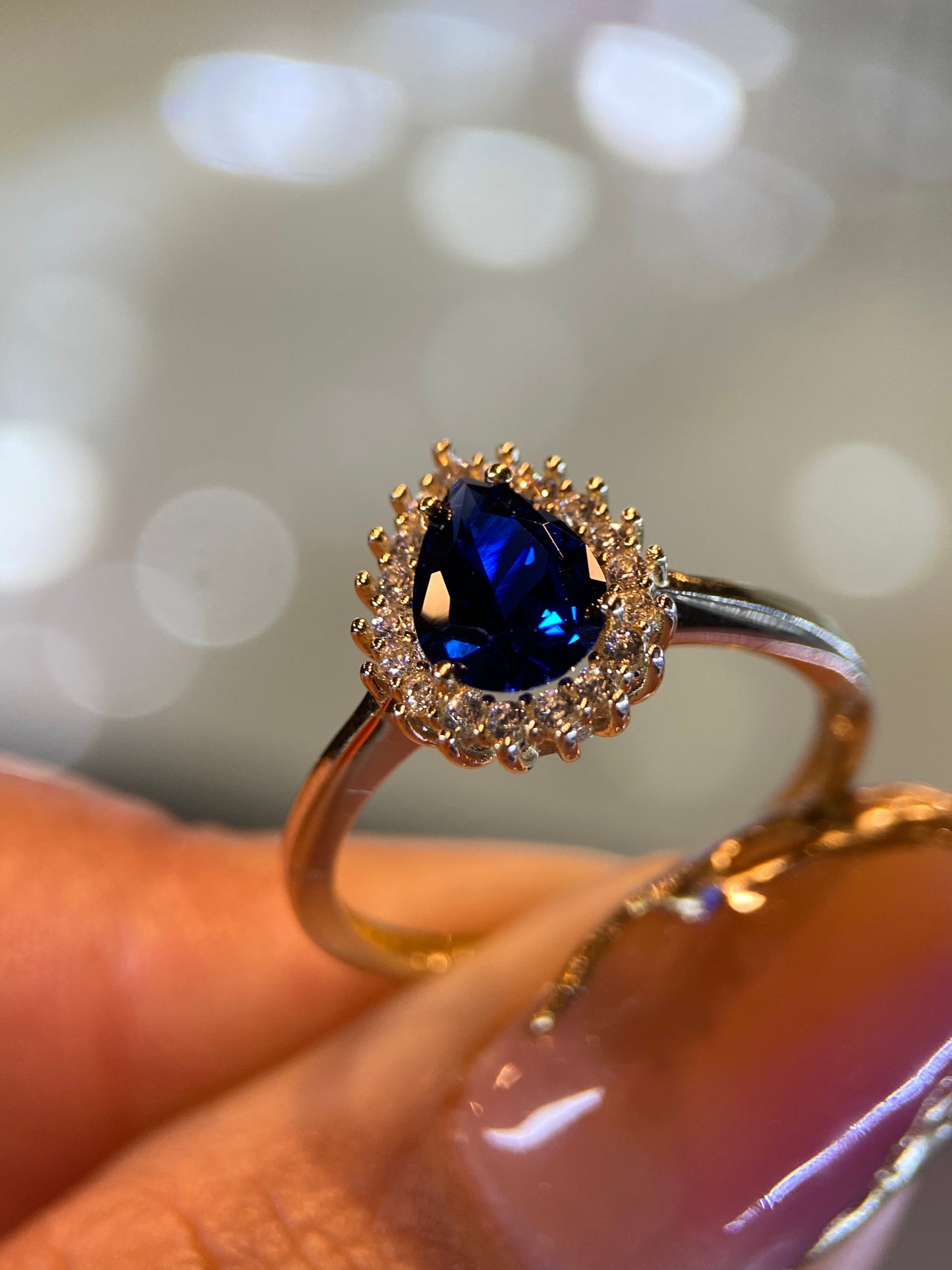 Anillo de compromiso en oro