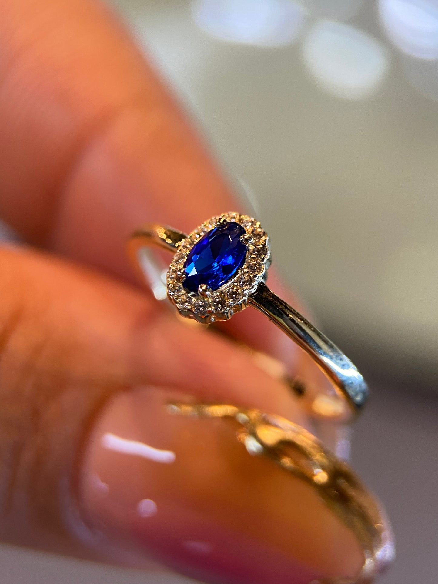 Anillo de compromiso en oro