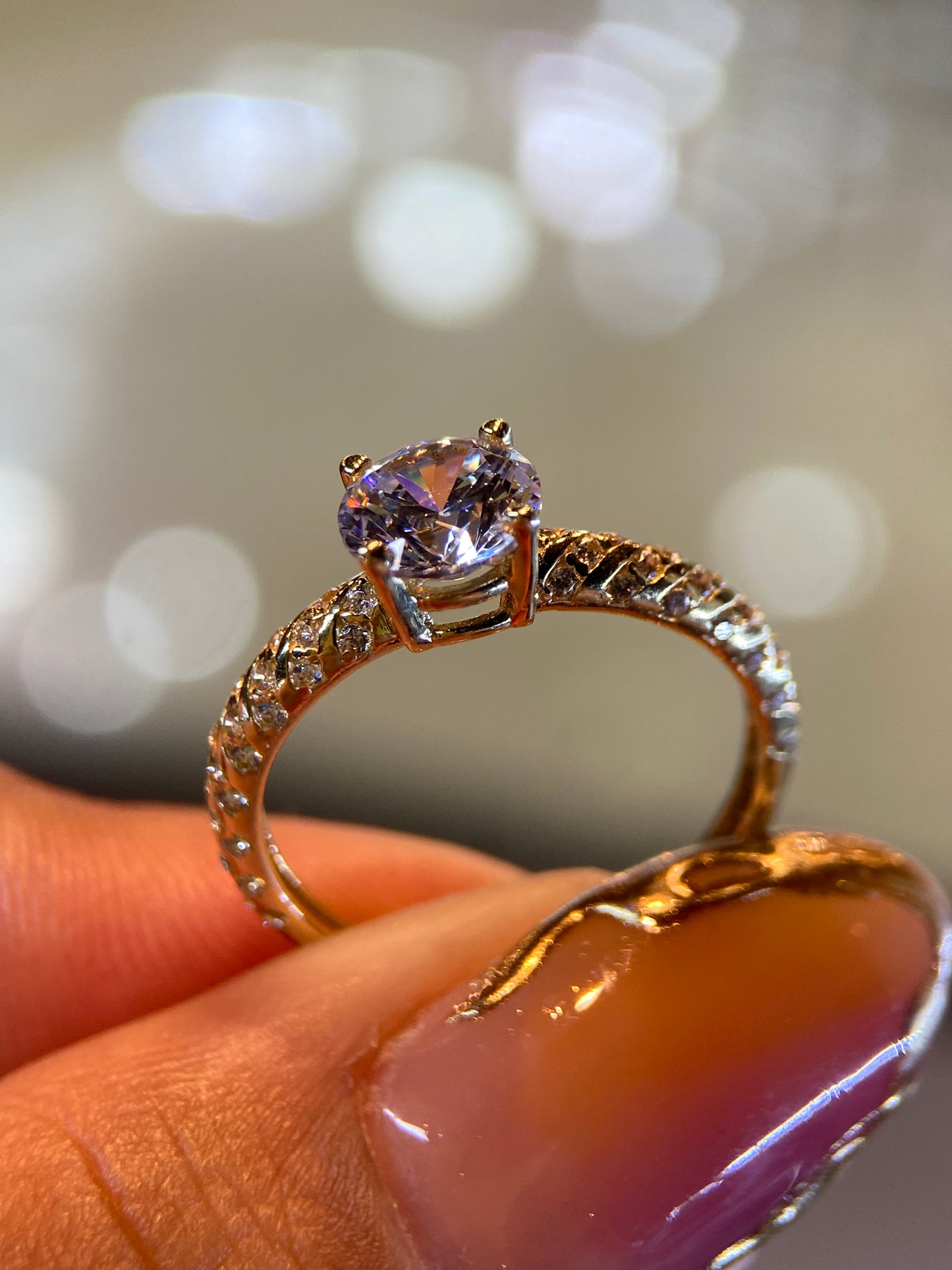 Anillo de compromiso en oro