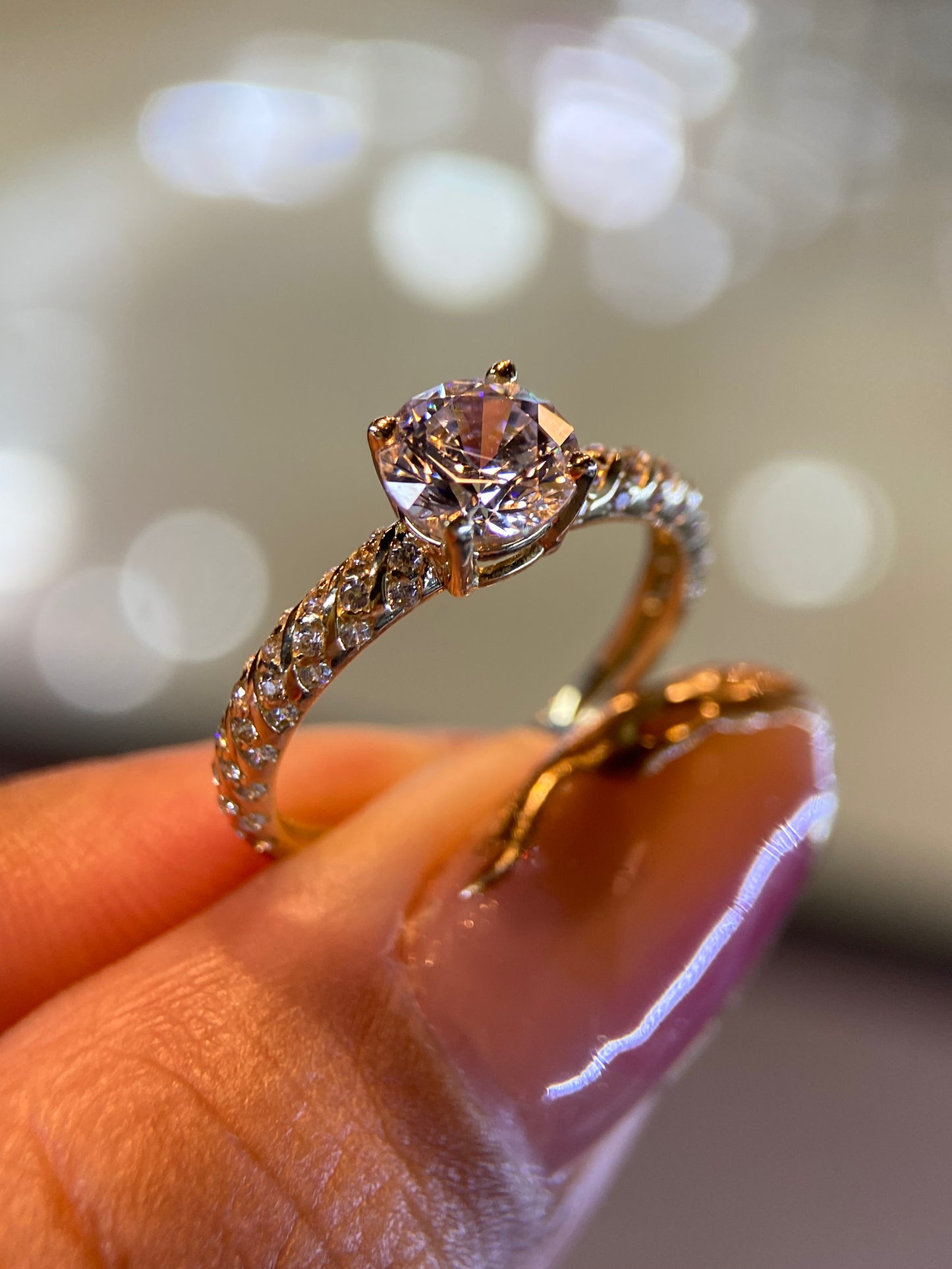 Anillo de compromiso en oro