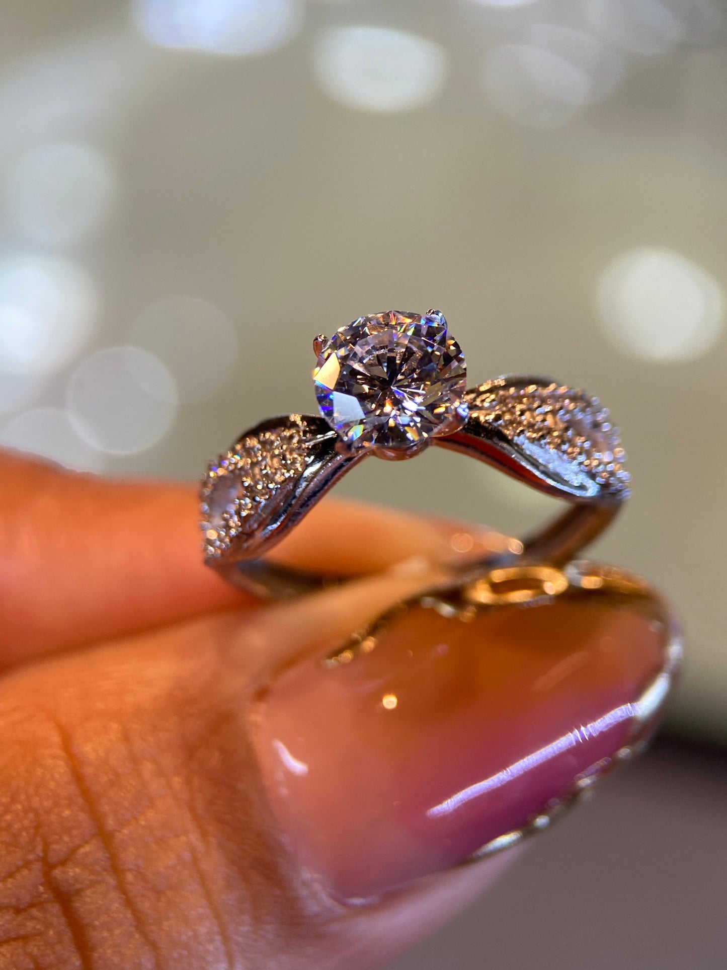 Anillo de compromiso en oro