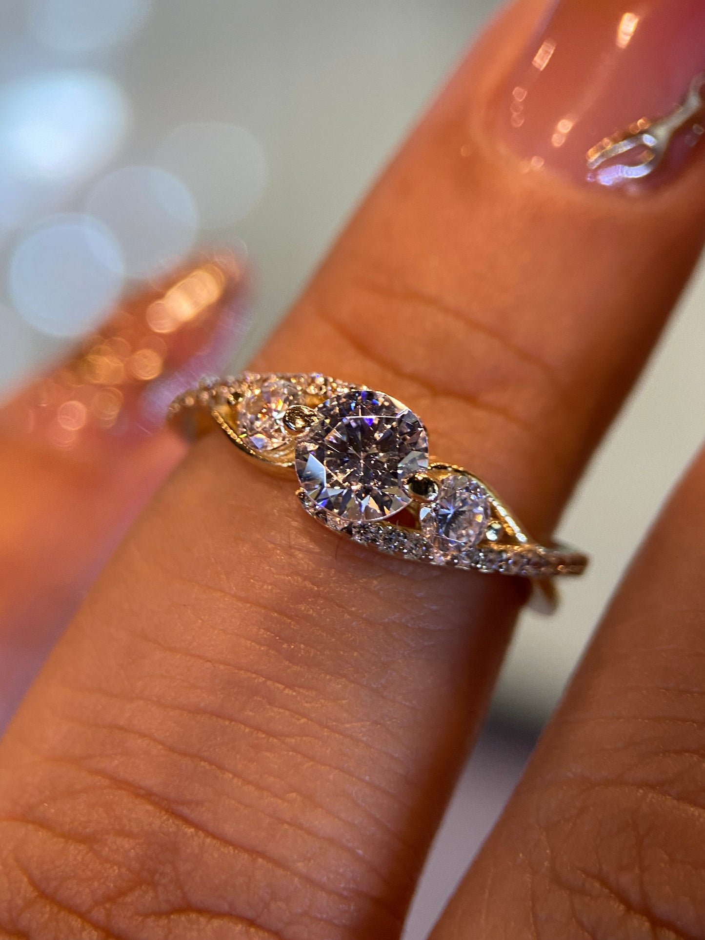 Anillo de compromiso en oro