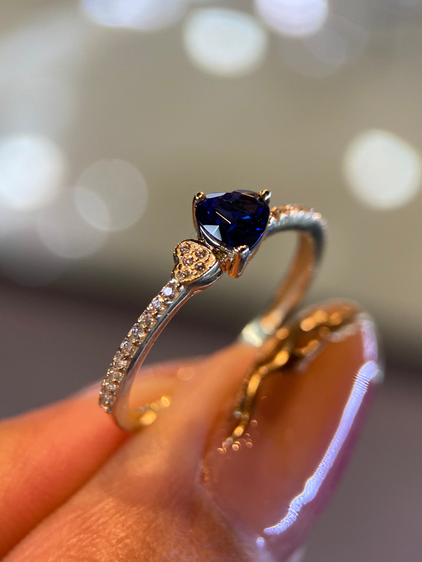 Anillo de compromiso en oro