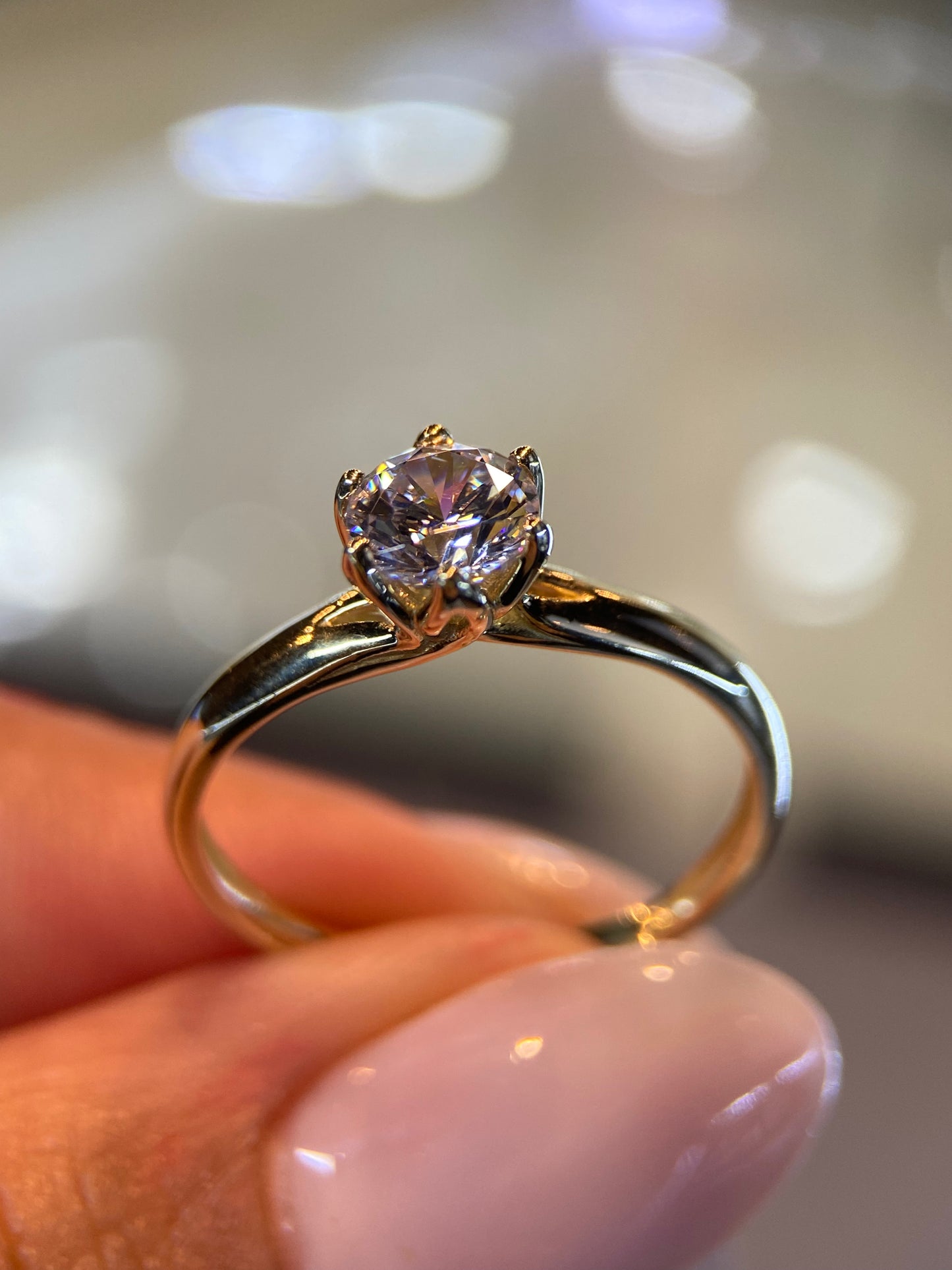 Anillo de compromiso en oro